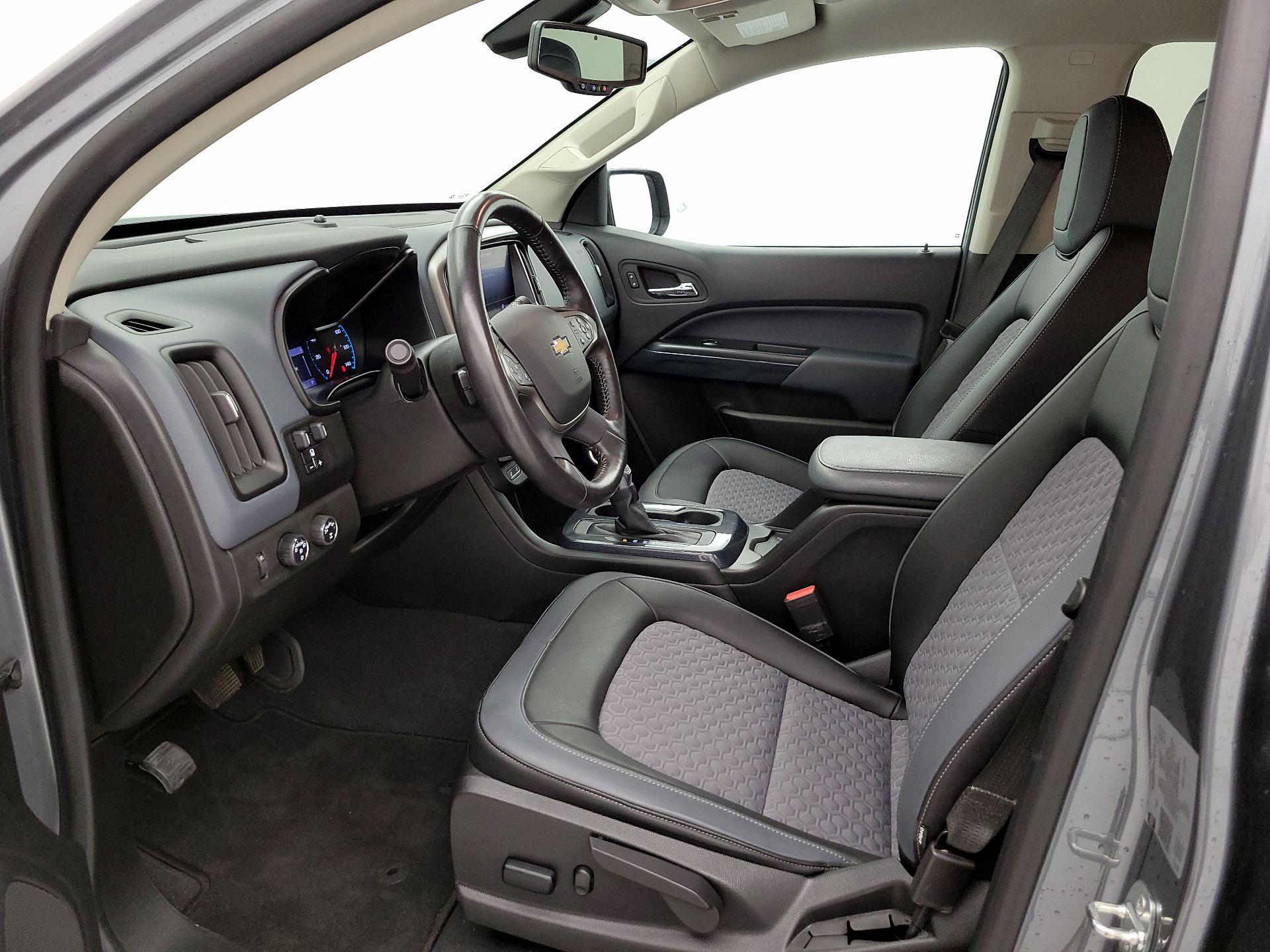 Thumbnail: 2022 Chevrolet Colorado - 11