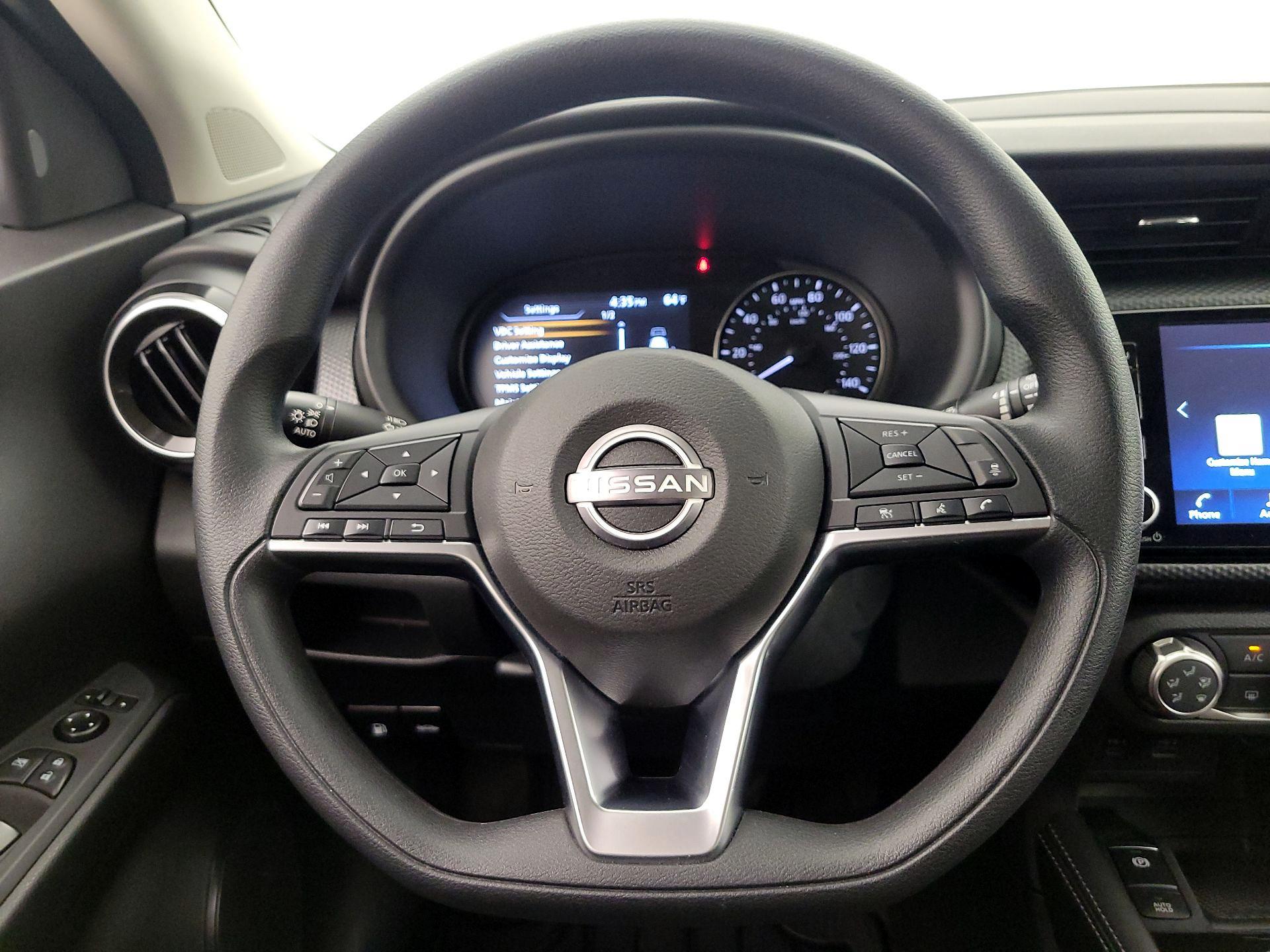Thumbnail: 2024 Nissan Kicks - 10