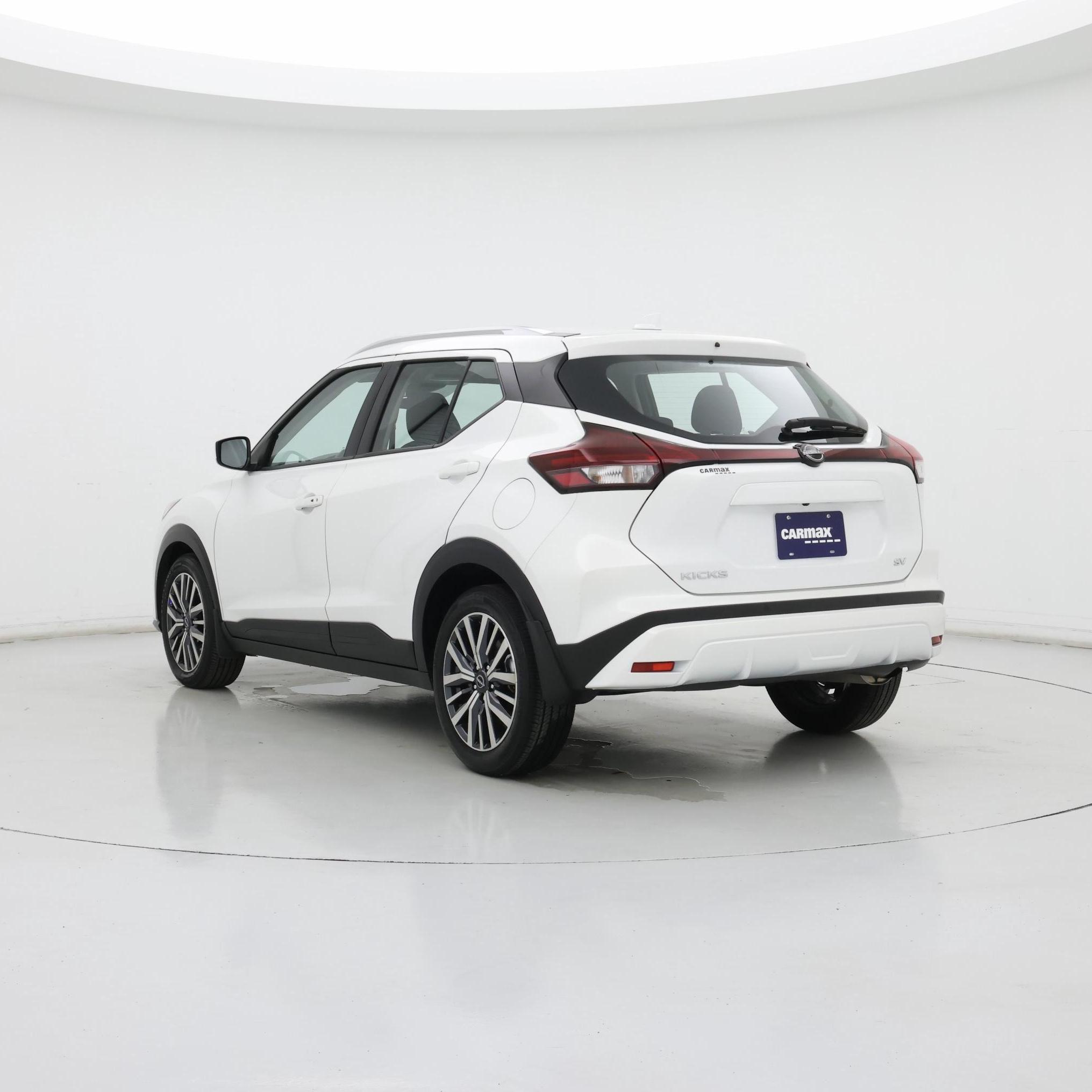 Thumbnail: 2024 Nissan Kicks - 2