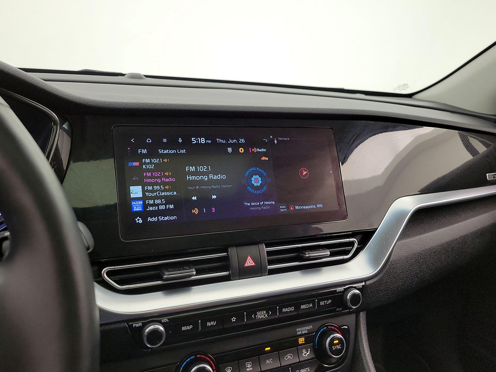 Thumbnail: 2020 Kia Niro - 16