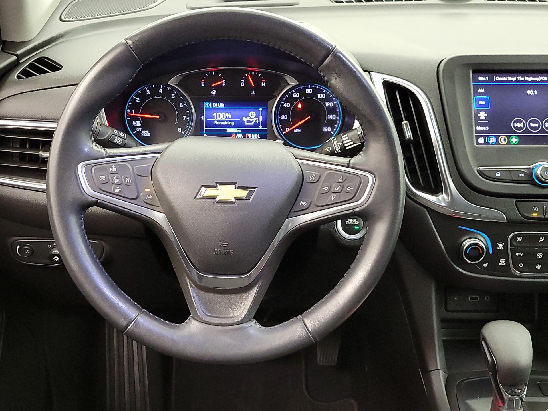 Thumbnail: 2022 Chevrolet Equinox - 10