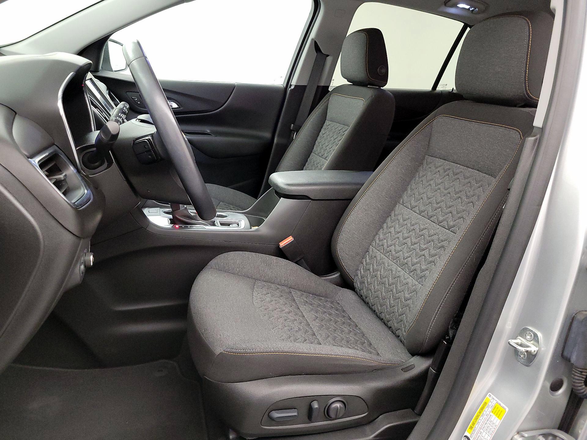Thumbnail: 2022 Chevrolet Equinox - 11