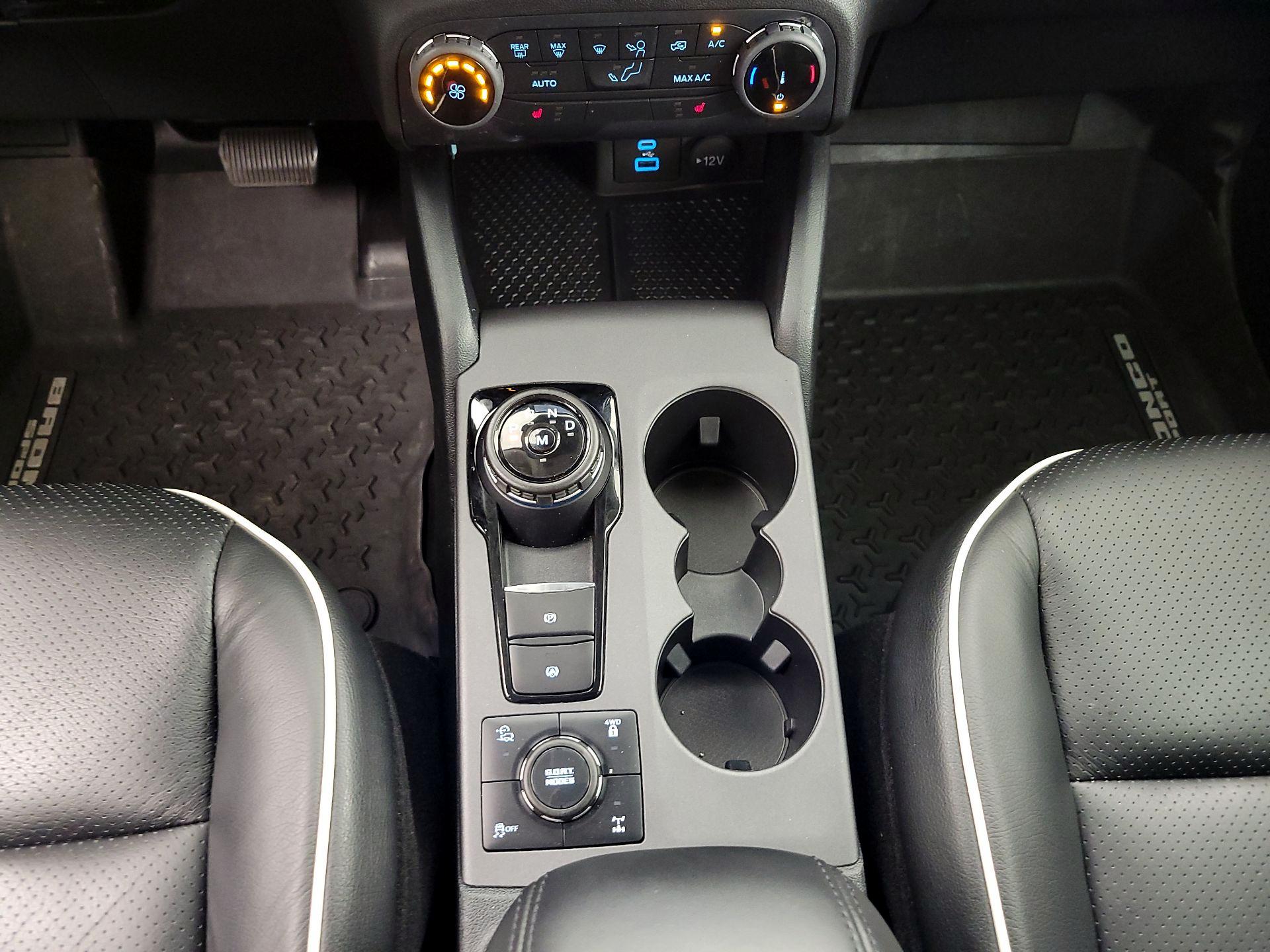 Thumbnail: 2022 Ford Bronco Sport - 17