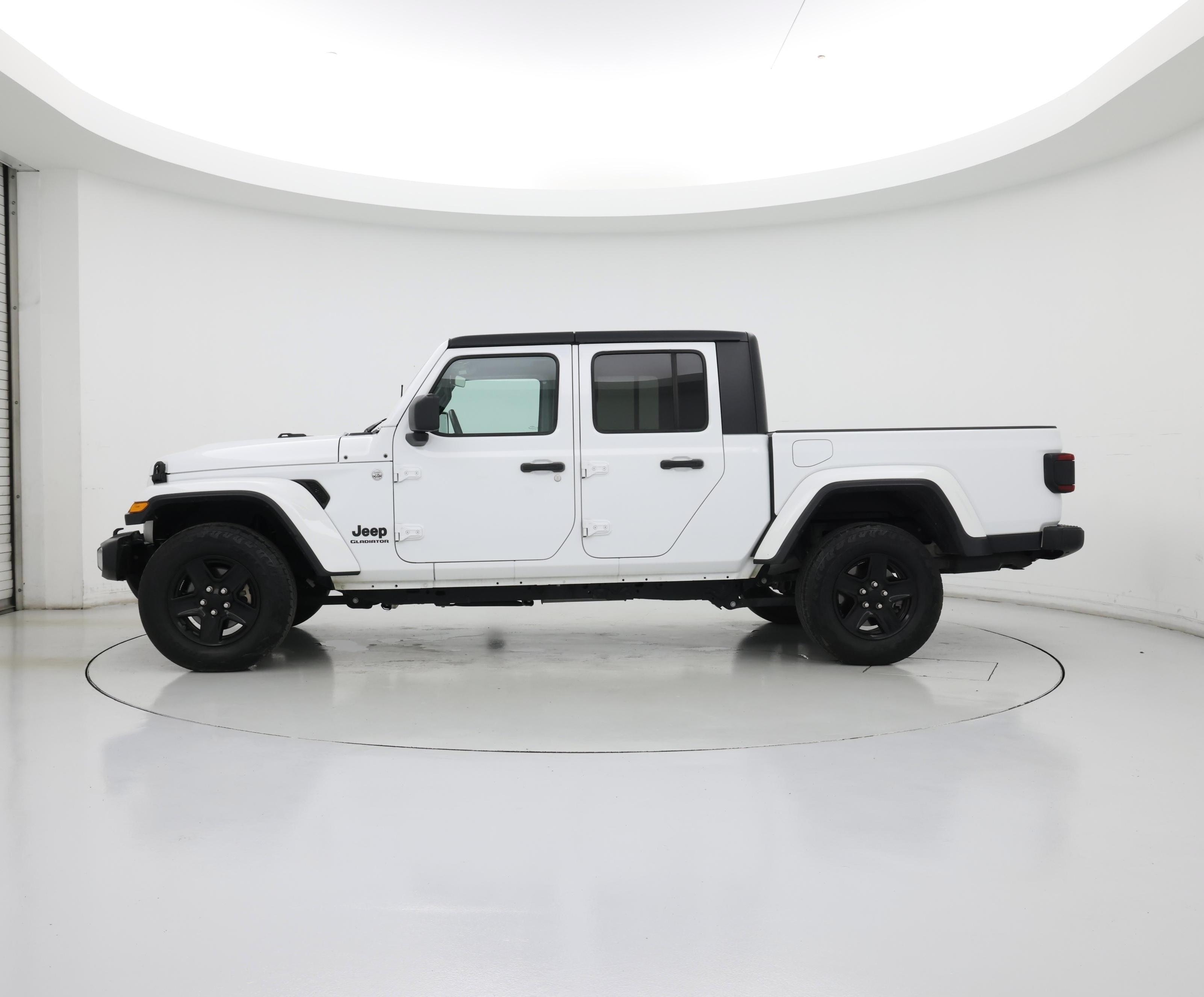 Thumbnail: 2021 Jeep Gladiator - 3