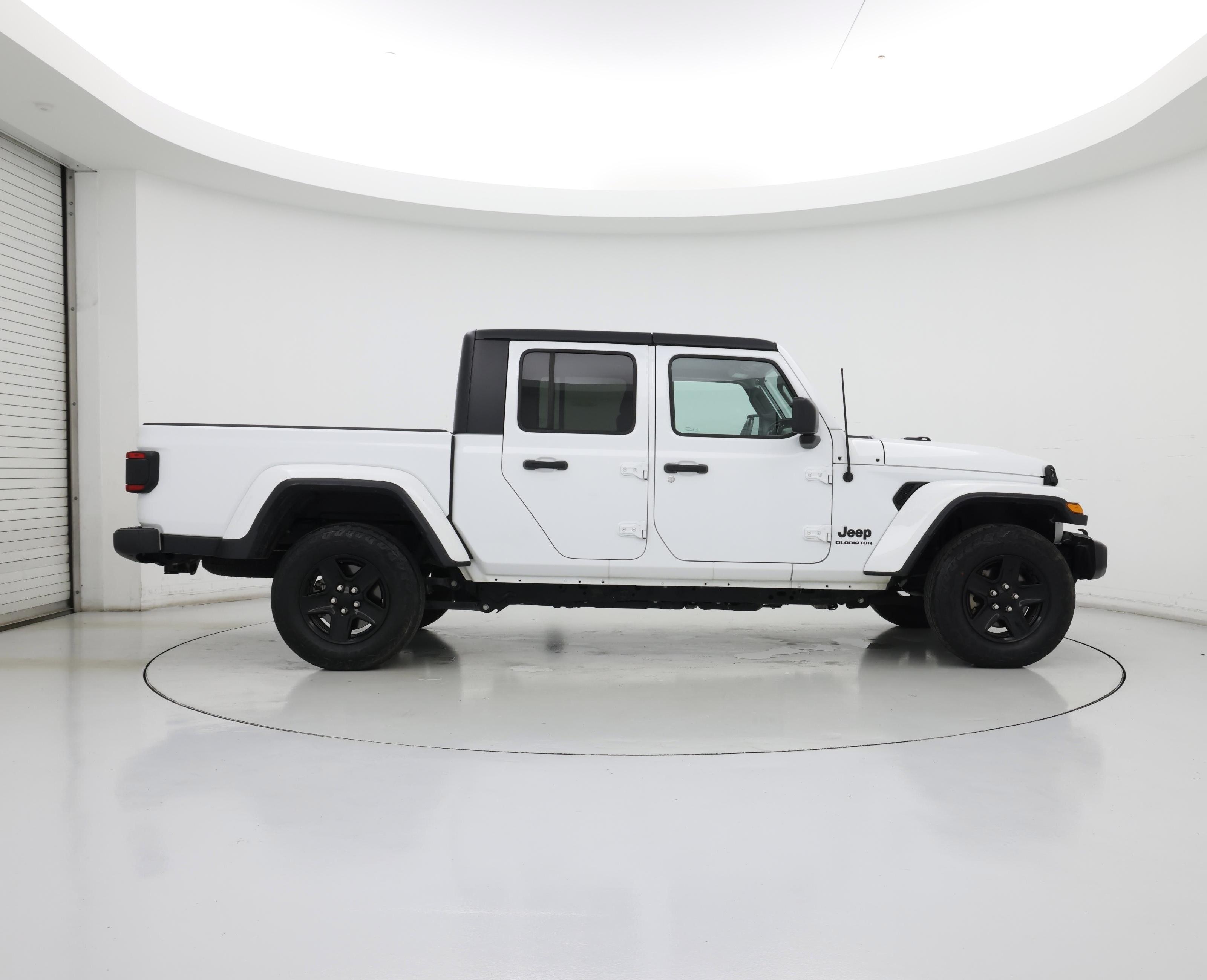 Thumbnail: 2021 Jeep Gladiator - 7