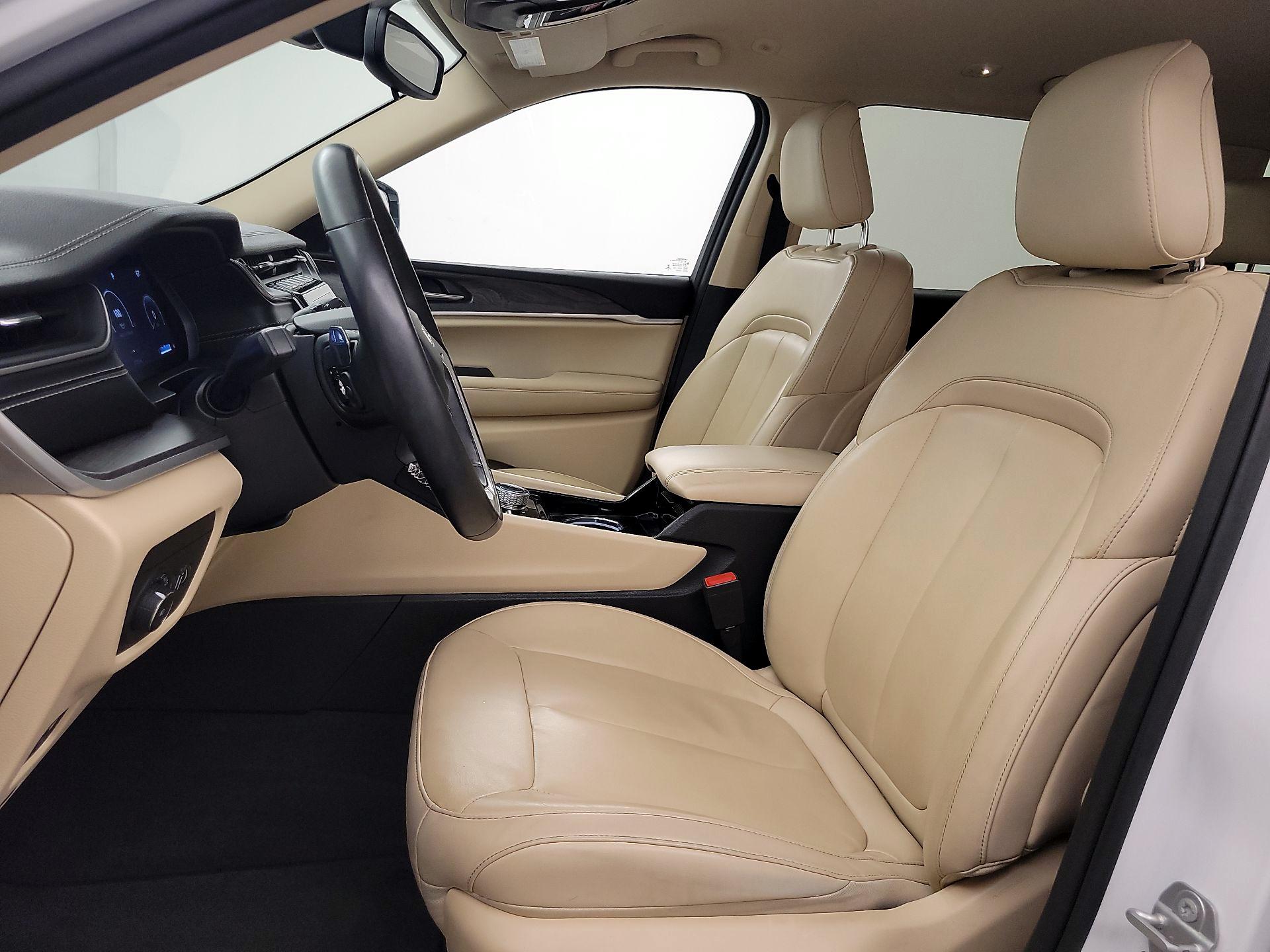 Thumbnail: 2021 Jeep Grand Cherokee L - 11