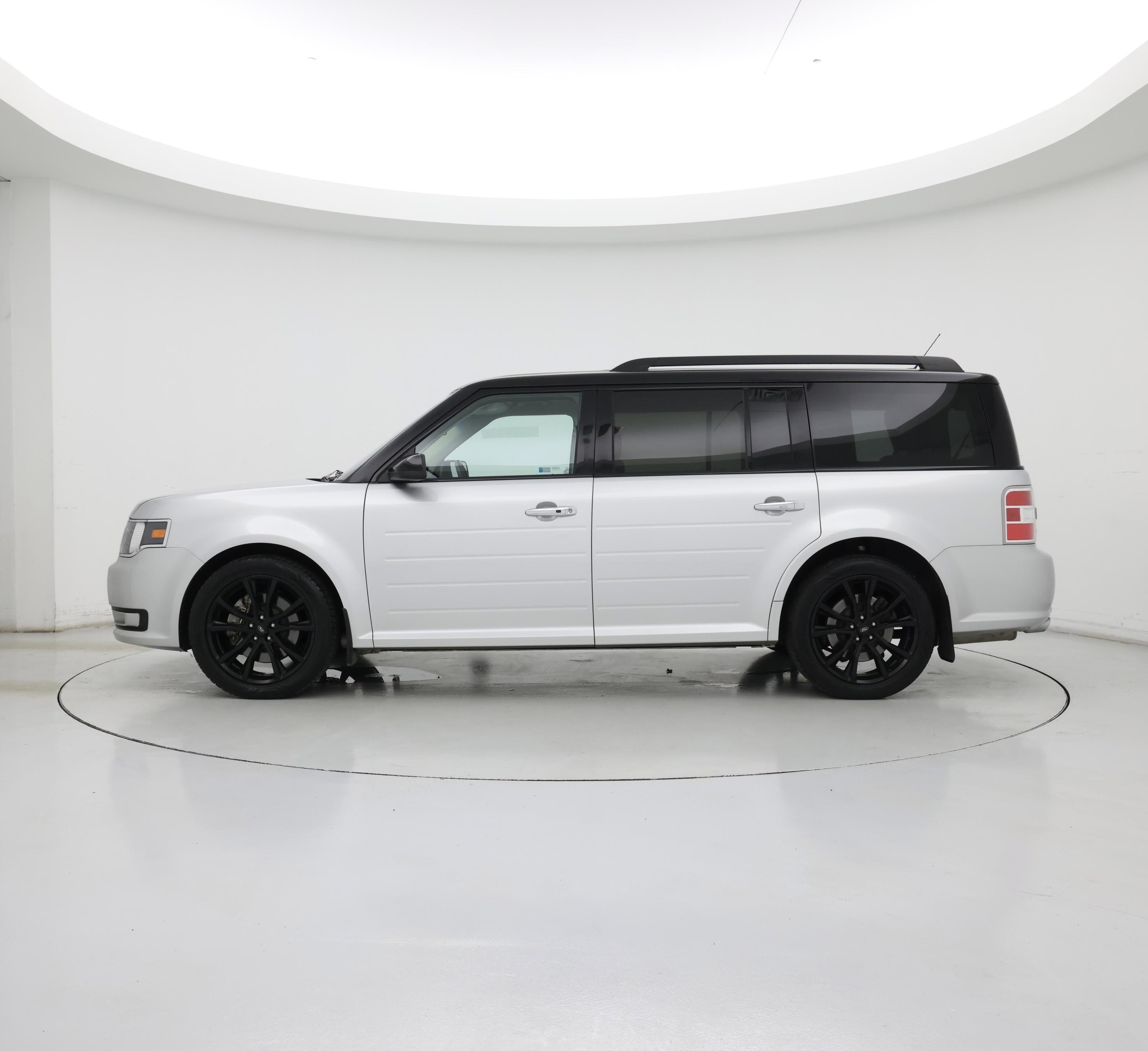 Thumbnail: 2017 Ford Flex - 3