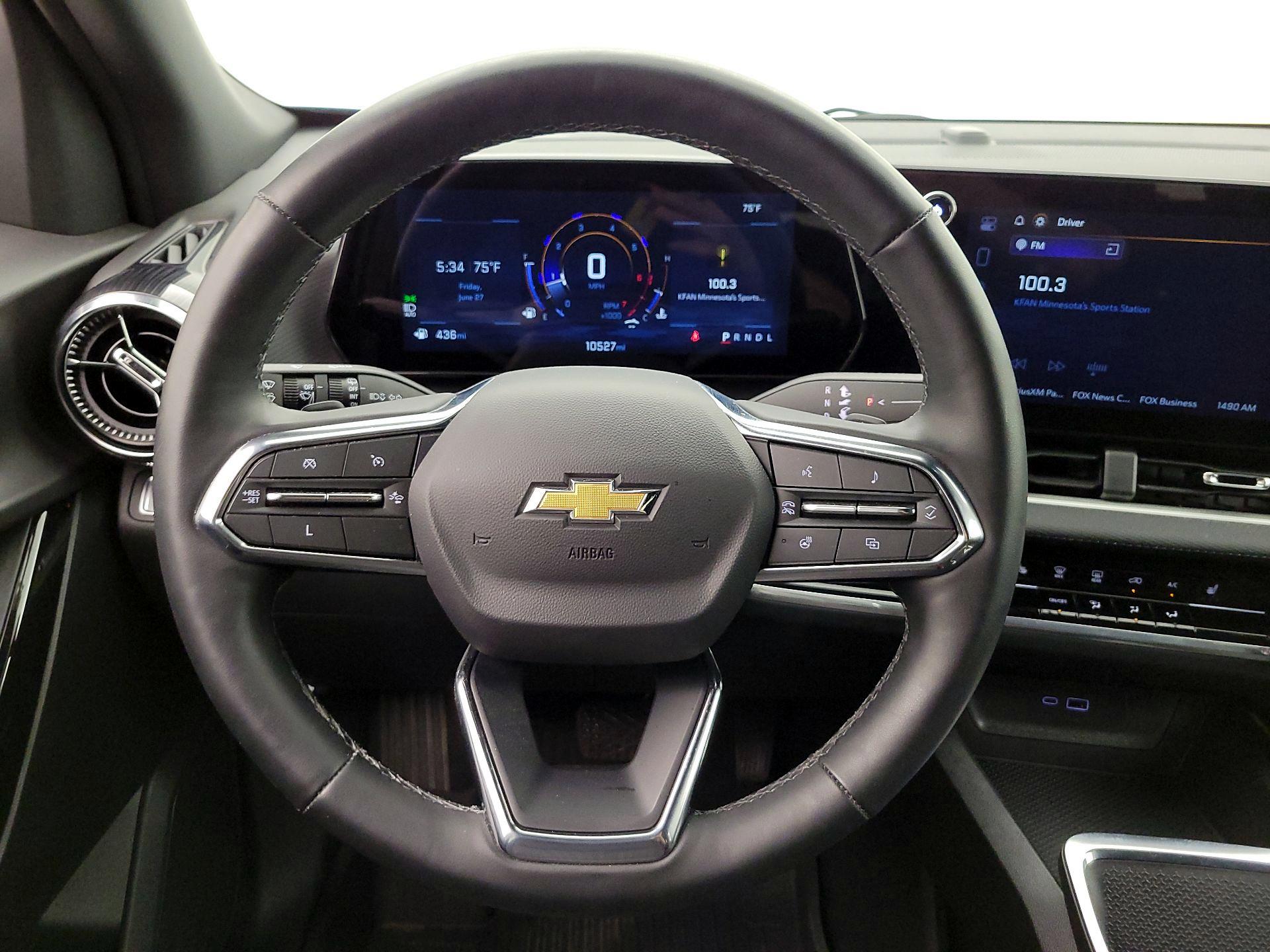 Thumbnail: 2025 Chevrolet Equinox - 10