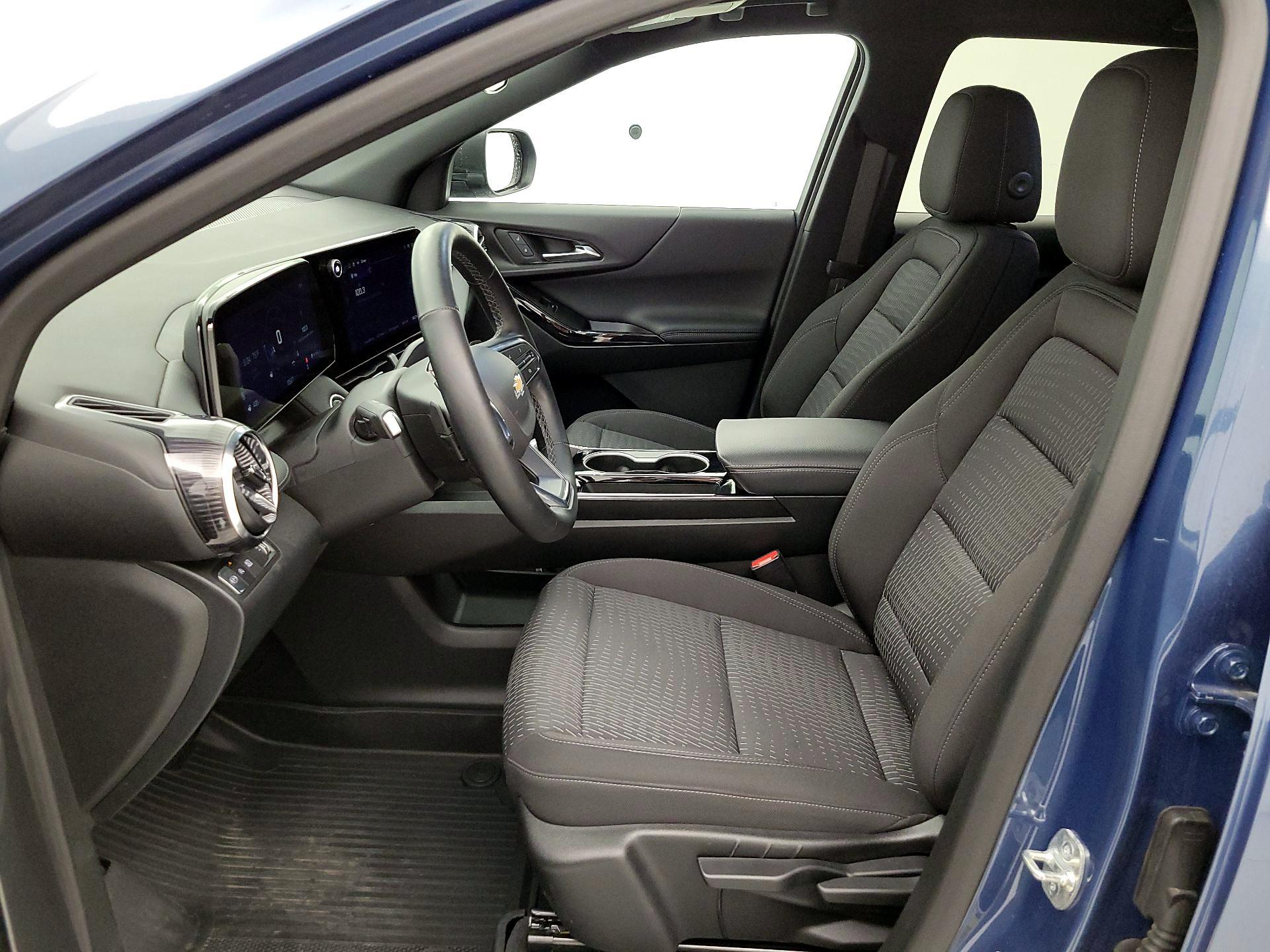 Thumbnail: 2025 Chevrolet Equinox - 11