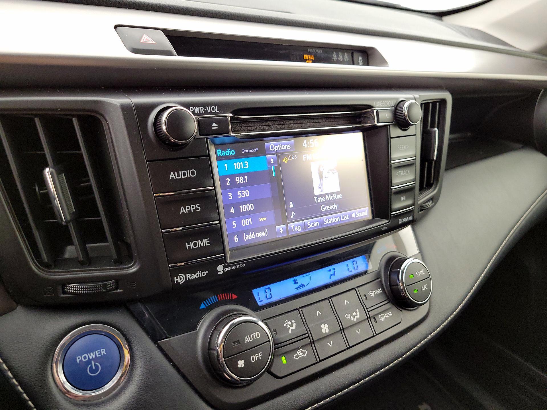 Thumbnail: 2017 Toyota RAV4 - 15