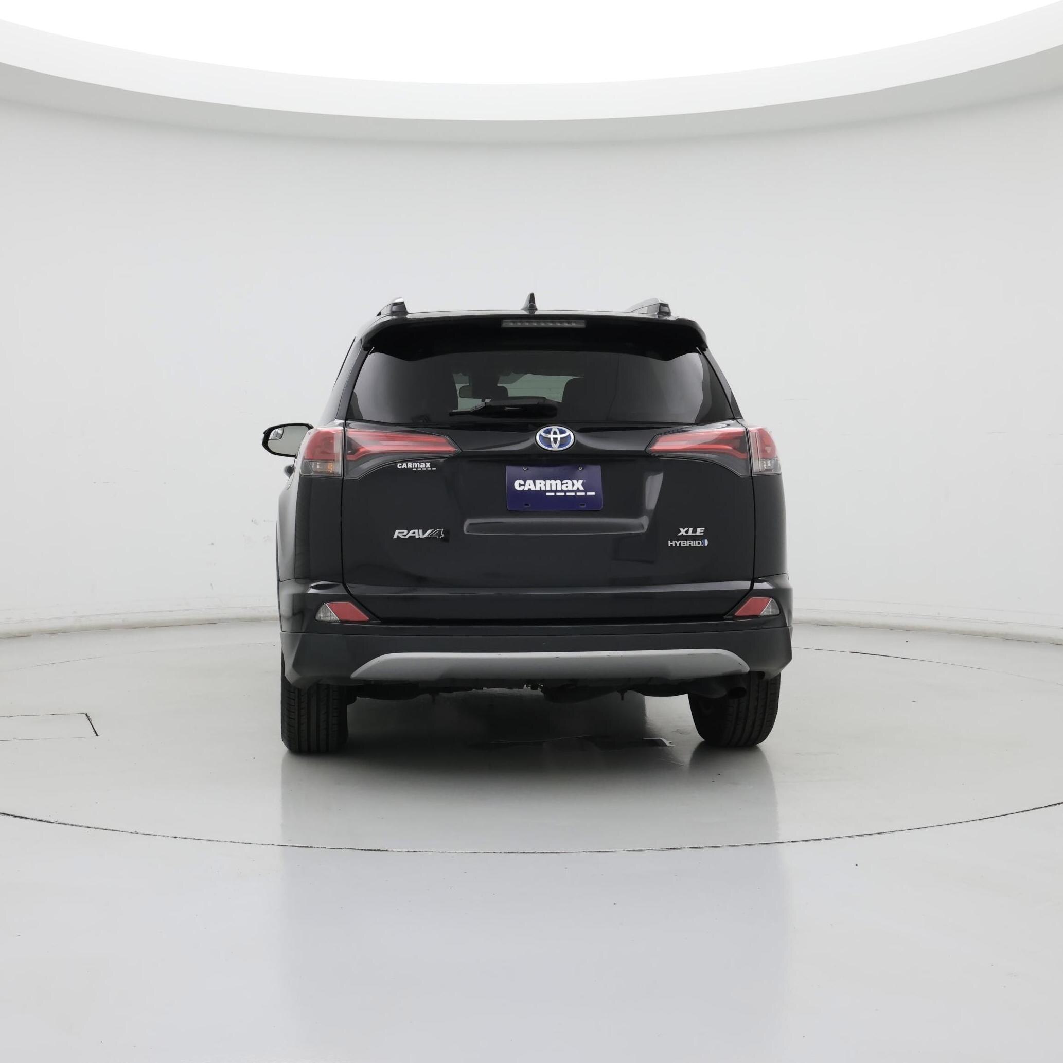 Thumbnail: 2017 Toyota RAV4 - 6