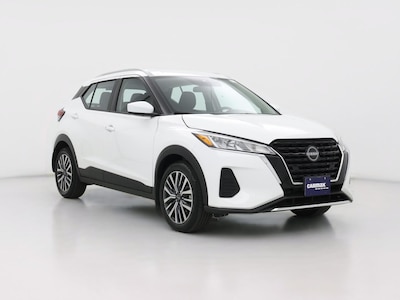 White 2024 Nissan Kicks SV
