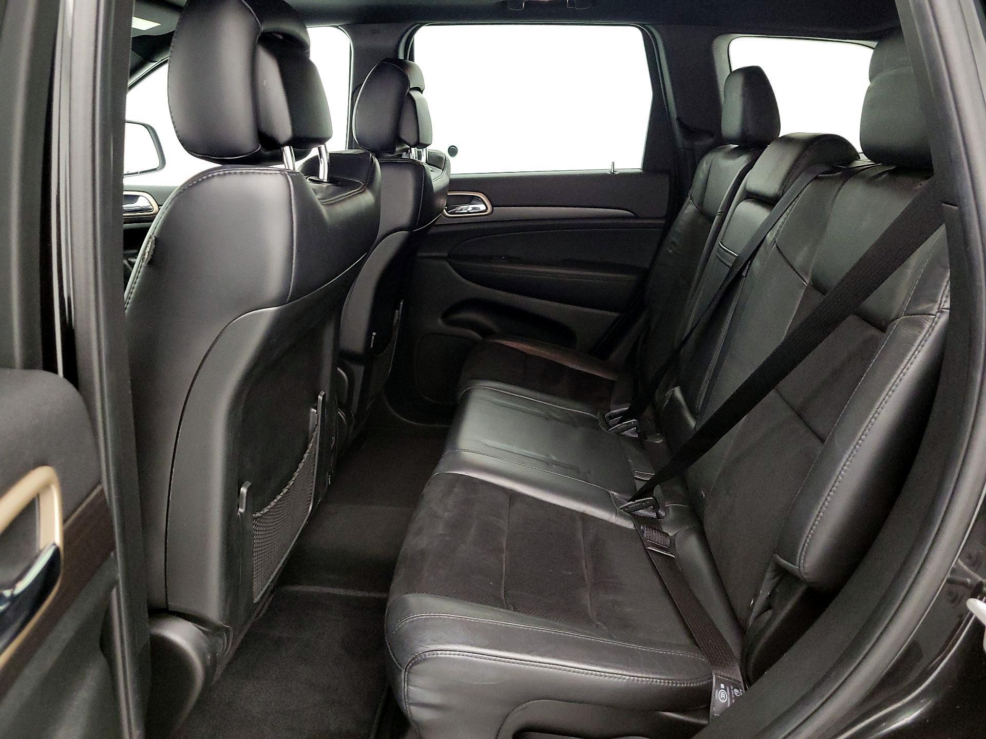 Thumbnail: 2015 Jeep Grand Cherokee - 19