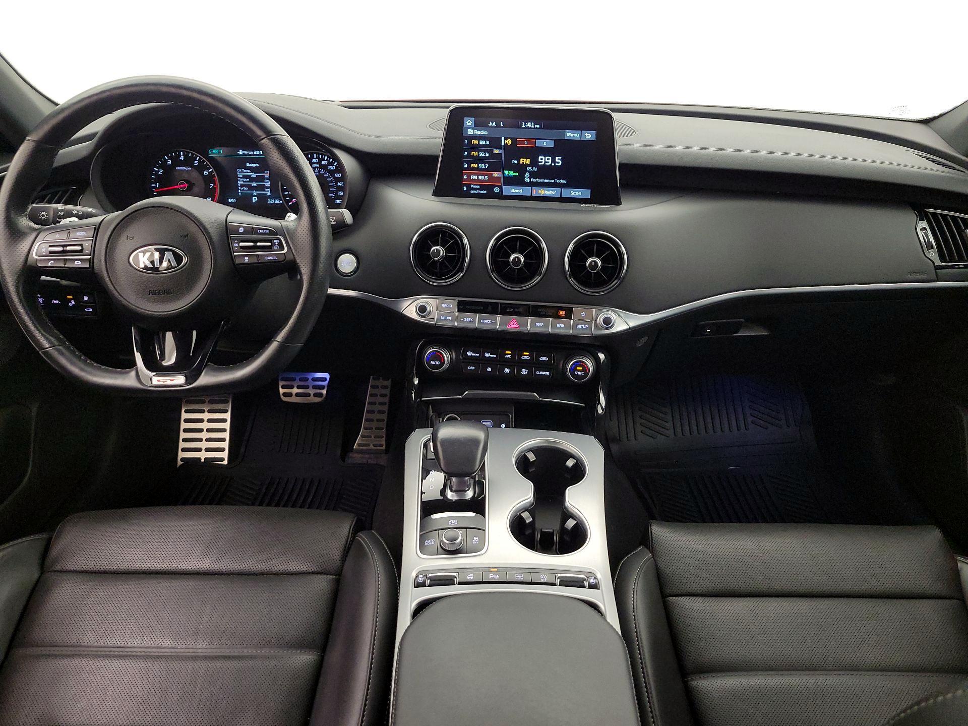 Thumbnail: 2019 Kia Stinger - 9