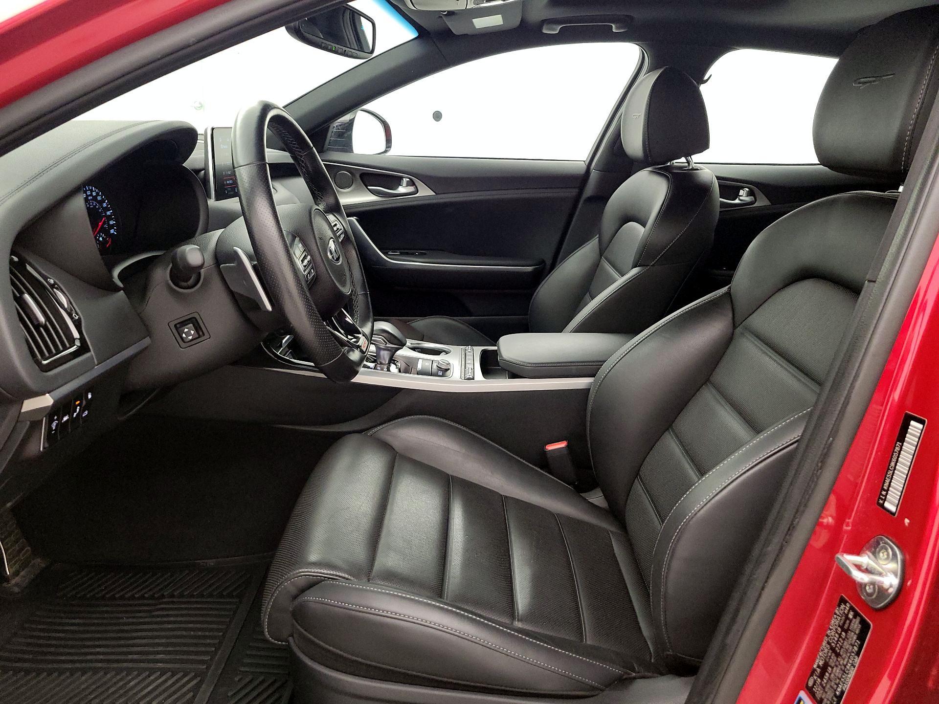 Thumbnail: 2019 Kia Stinger - 11