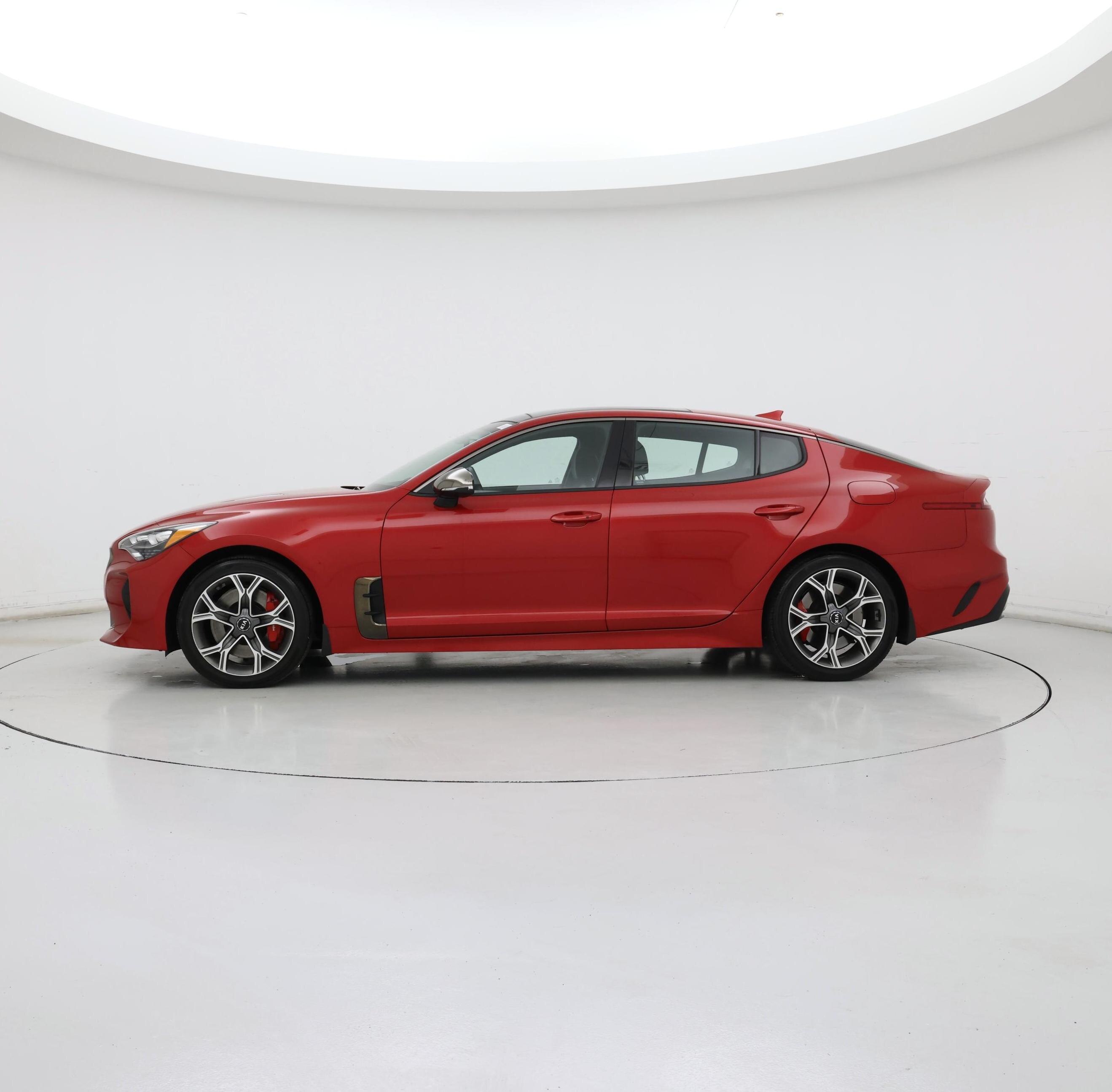 Thumbnail: 2019 Kia Stinger - 3