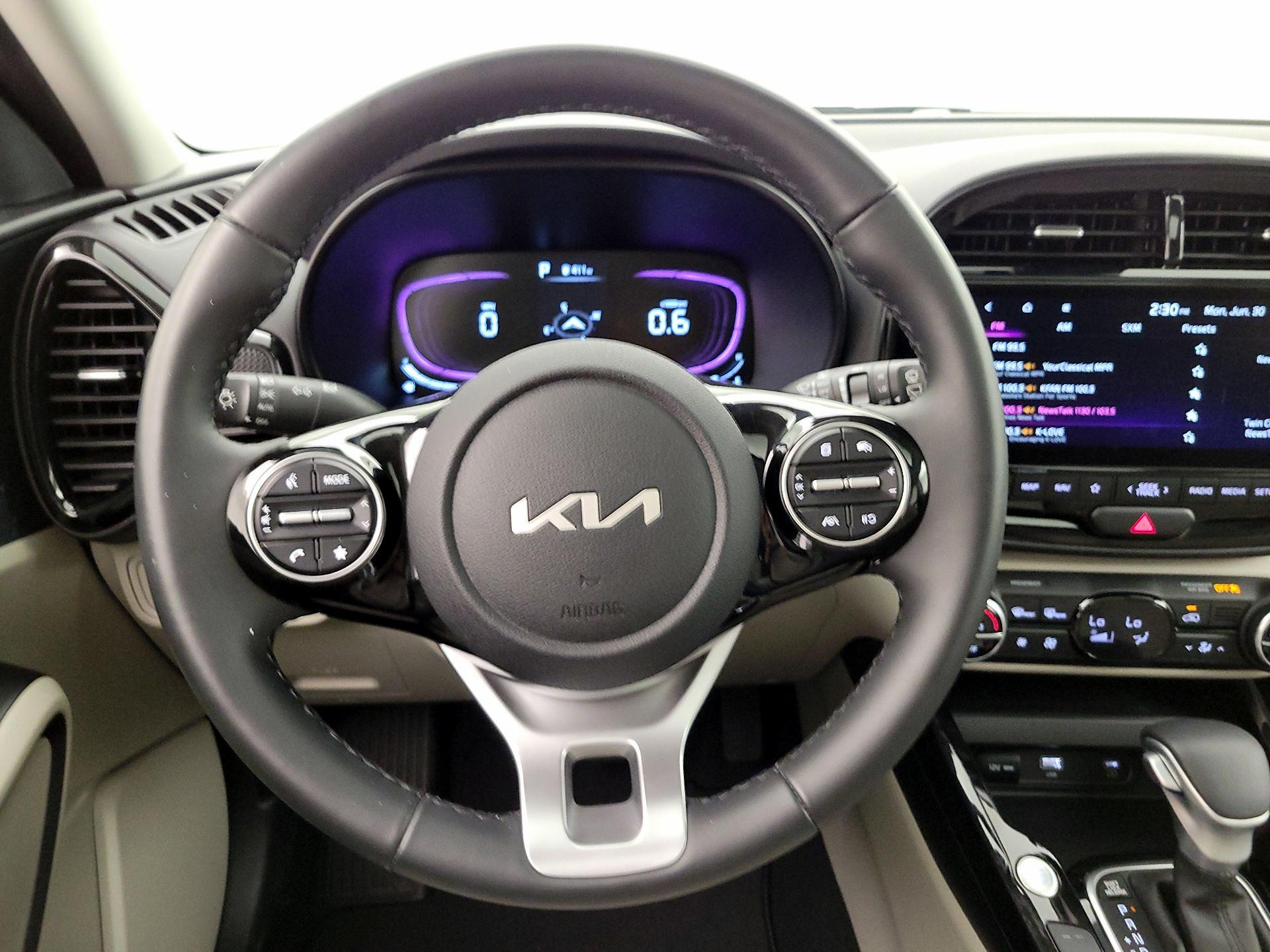 Thumbnail: 2023 Kia Soul - 10