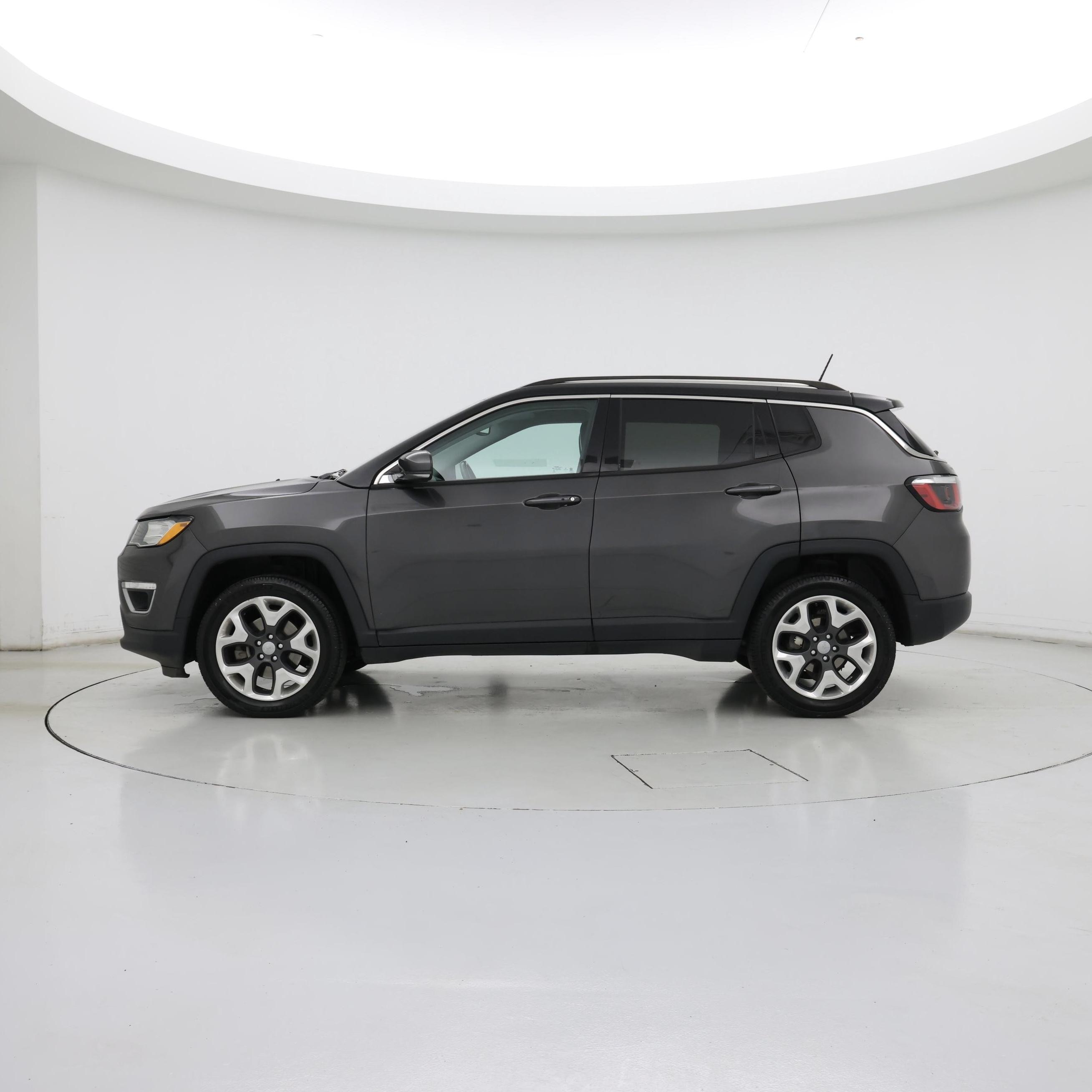 Thumbnail: 2018 Jeep Compass - 3