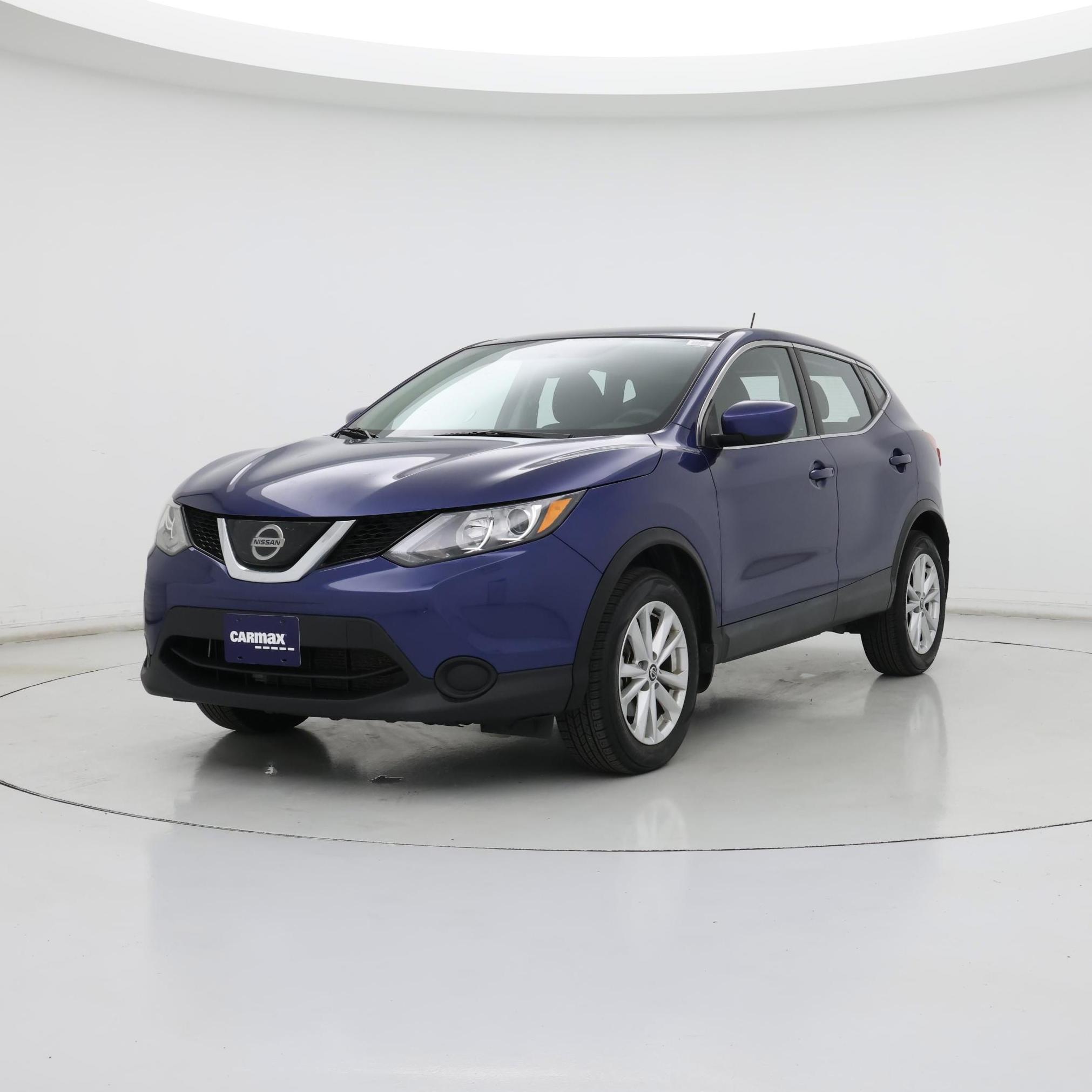 Thumbnail: 2019 Nissan Rogue Sport - 4