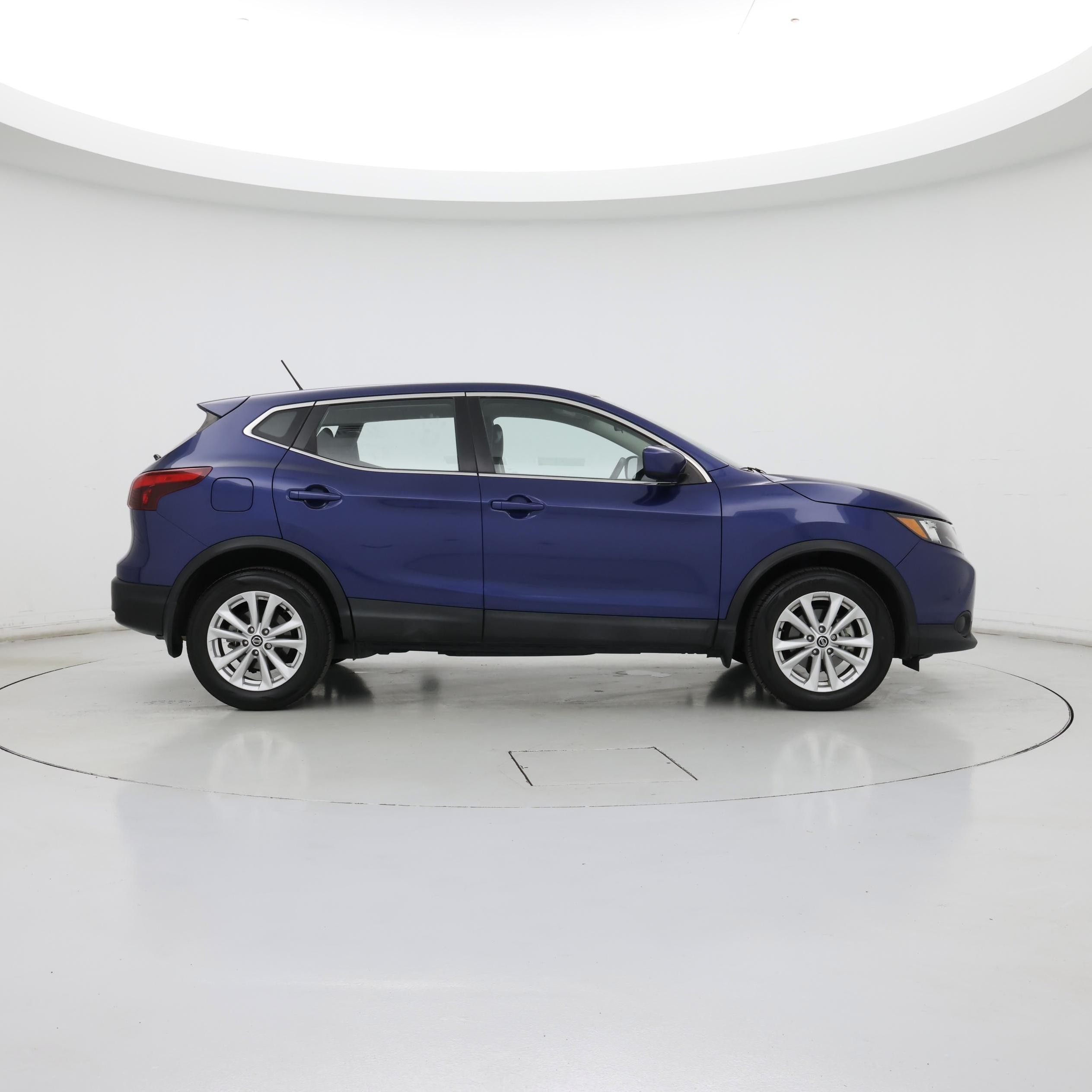 Thumbnail: 2019 Nissan Rogue Sport - 7