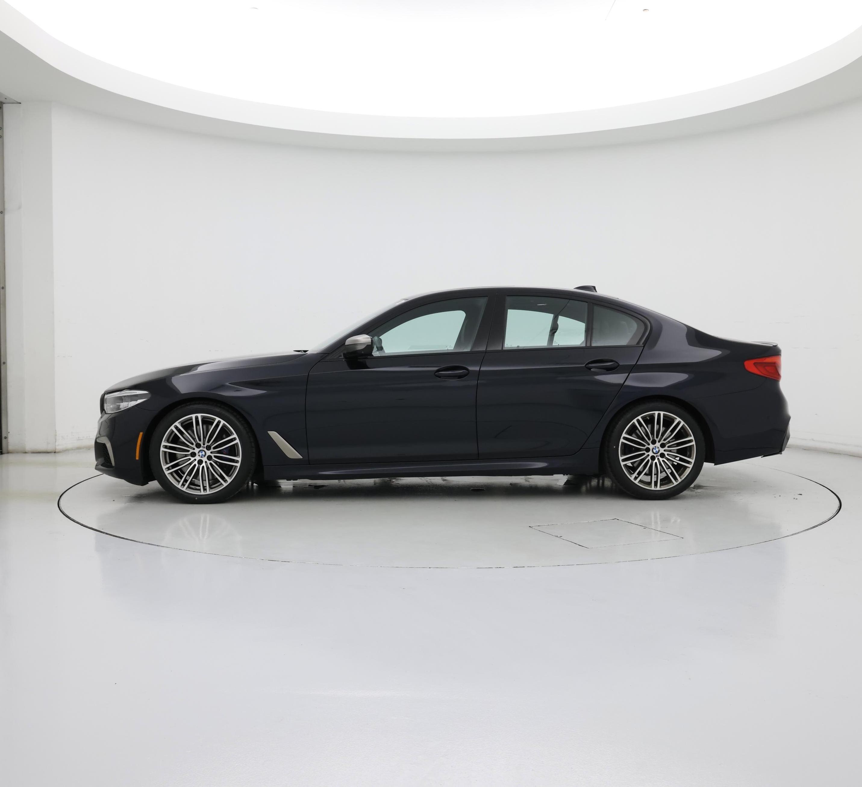 Thumbnail: 2019 BMW 5 Series - 3