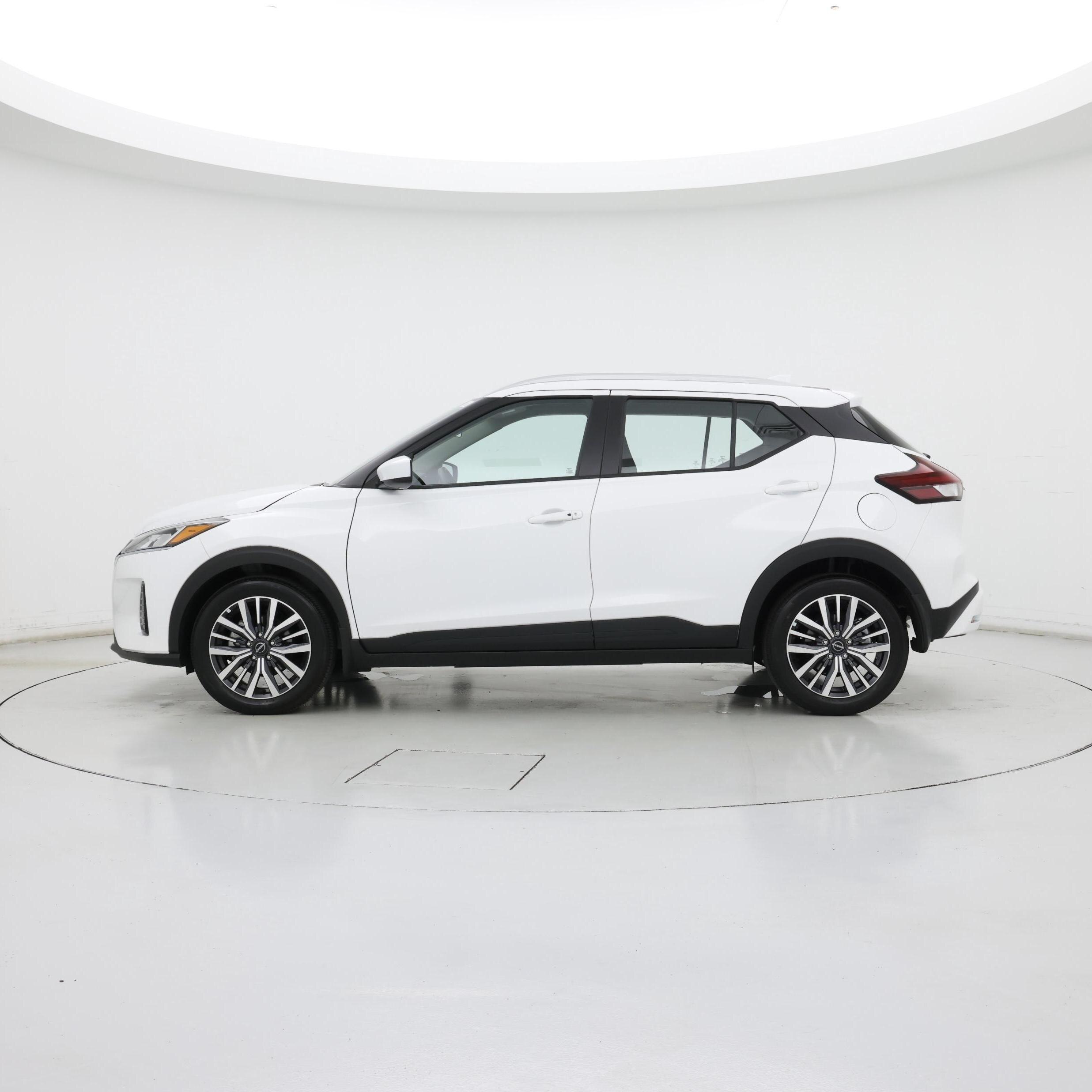 Thumbnail: 2024 Nissan Kicks - 3