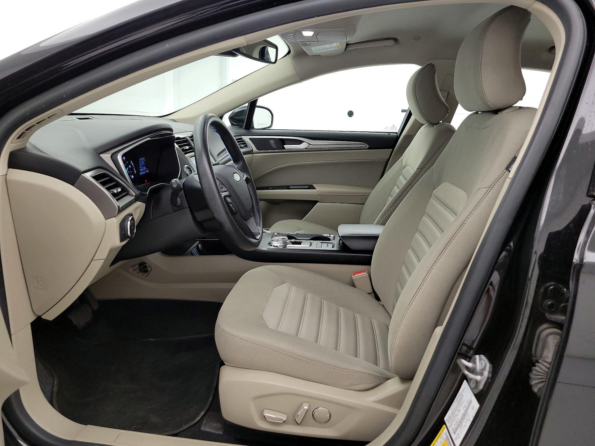 Thumbnail: 2019 Ford Fusion - 11