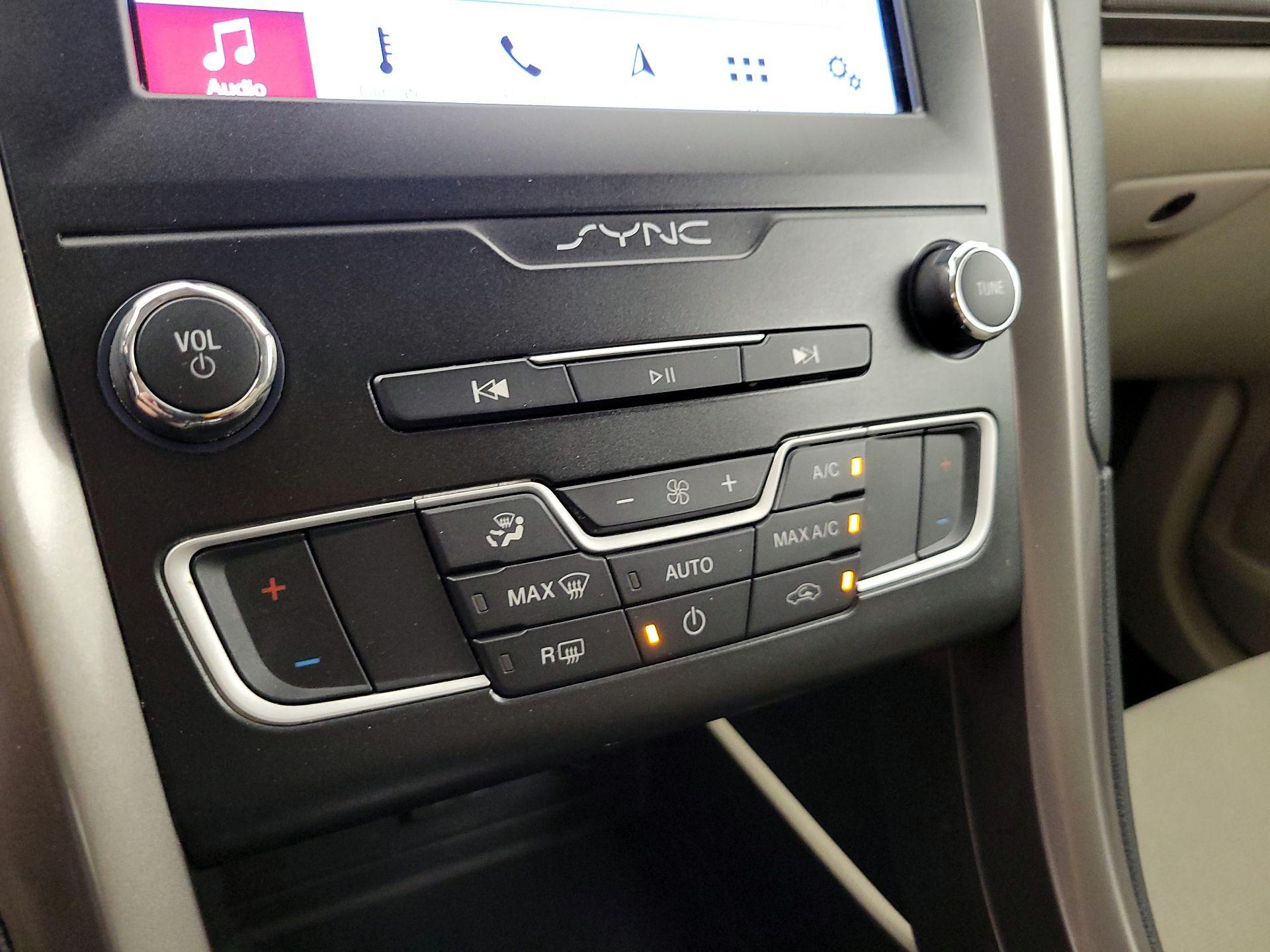 Thumbnail: 2019 Ford Fusion - 17