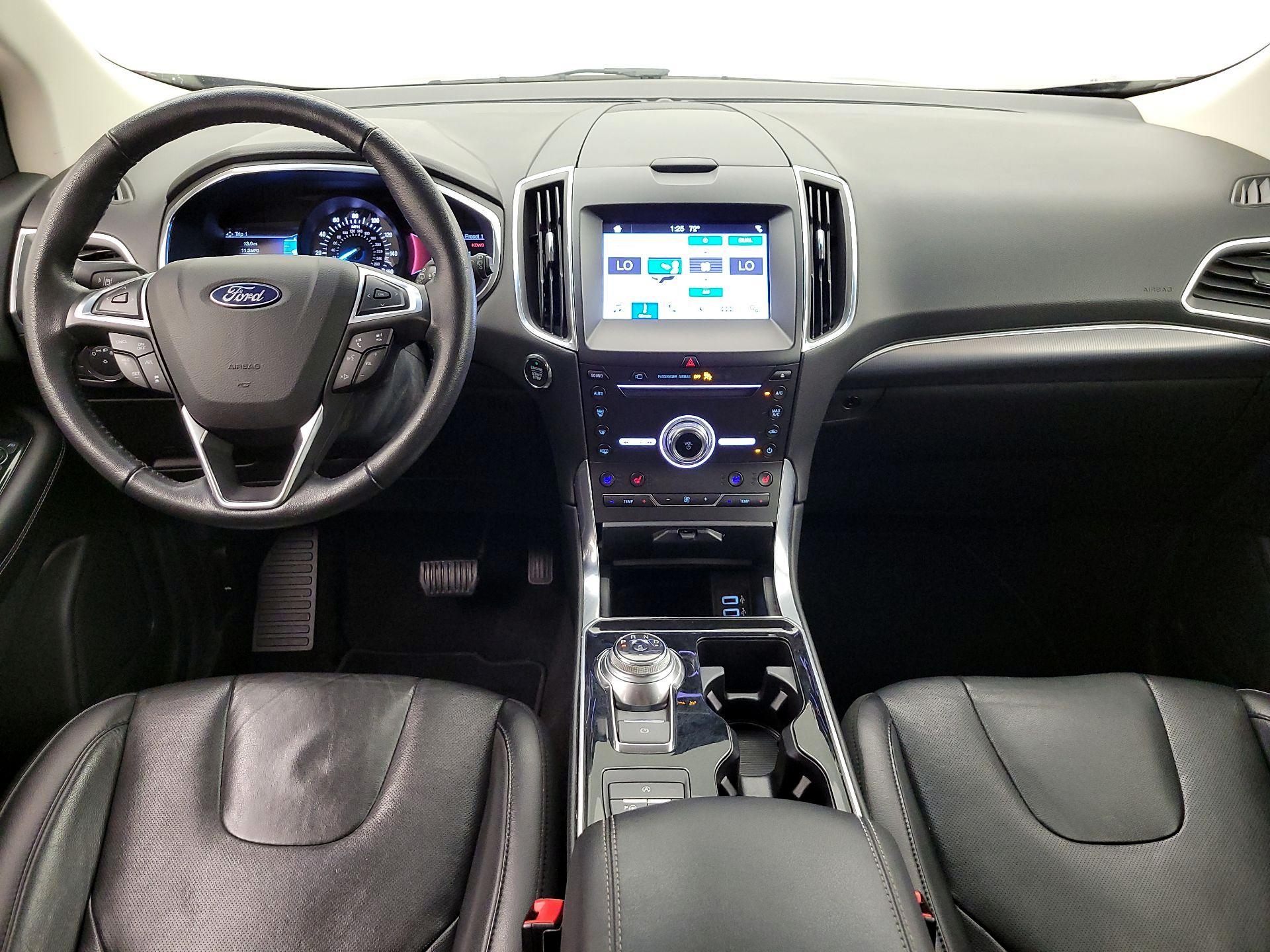 Thumbnail: 2019 Ford Edge - 9