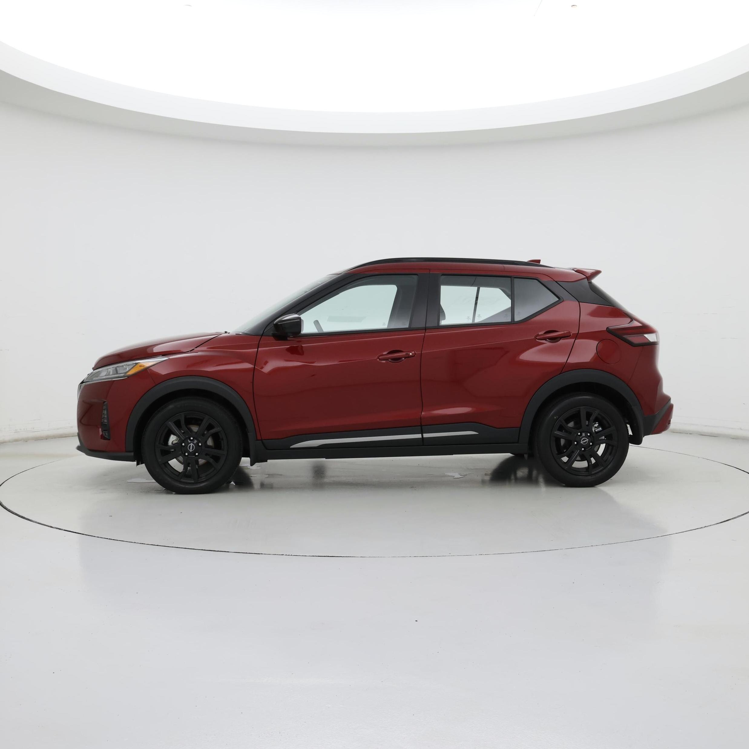 Thumbnail: 2024 Nissan Kicks - 3