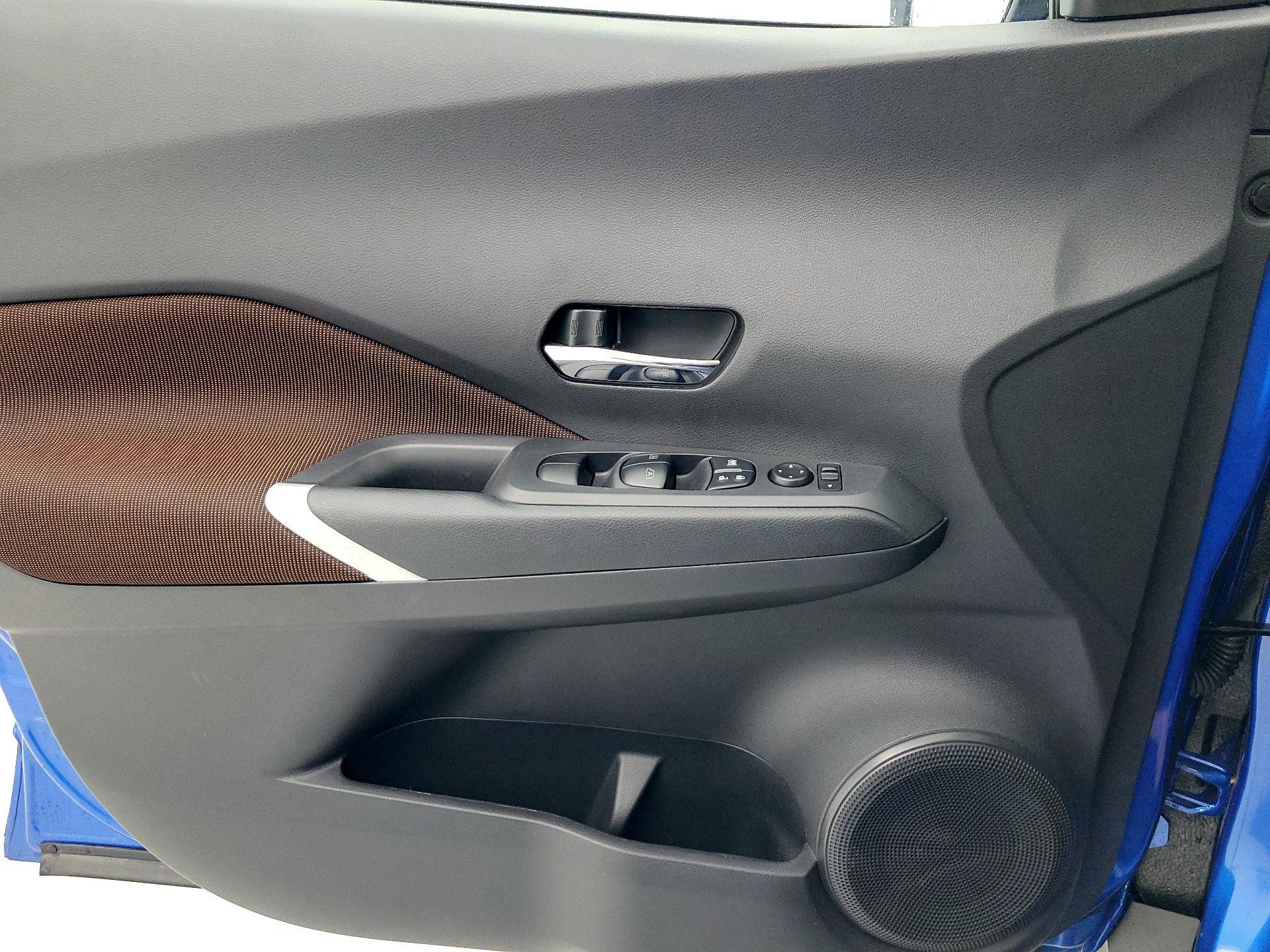 Thumbnail: 2024 Nissan Kicks - 12