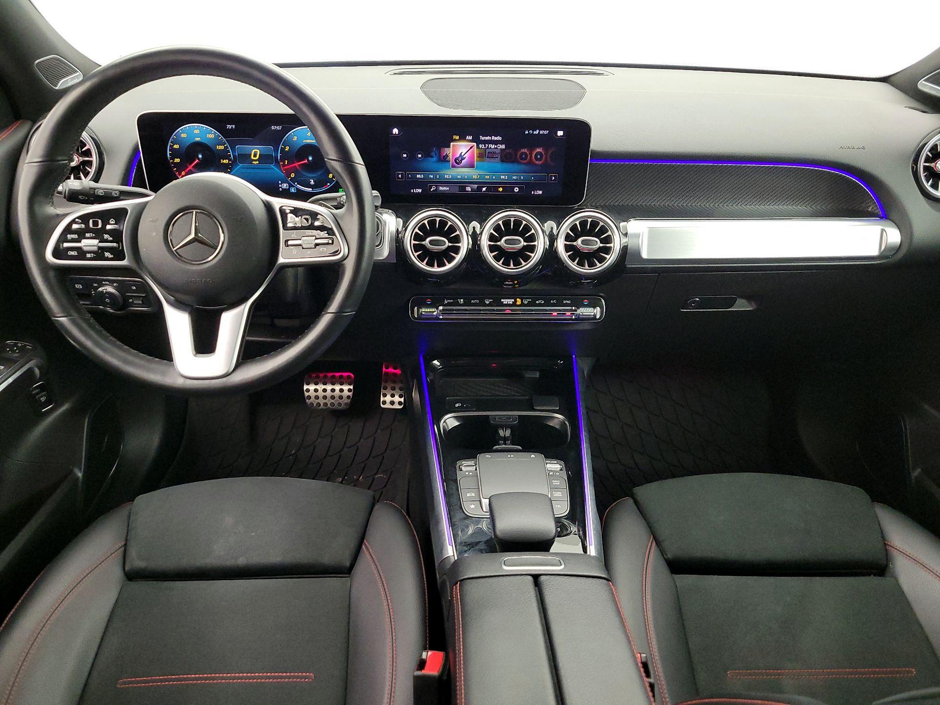 Thumbnail: 2021 Mercedes-Benz GLB - 9