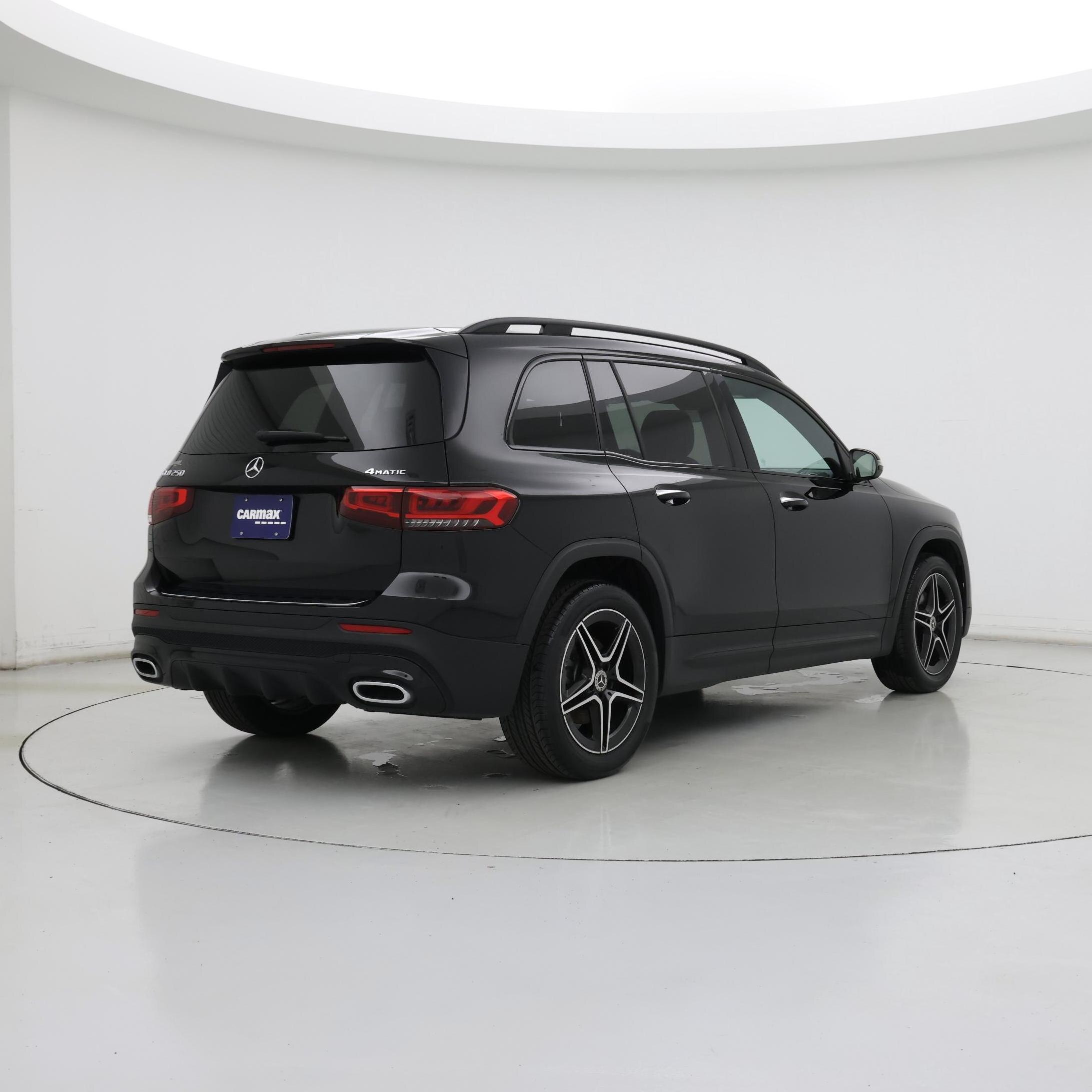 Thumbnail: 2021 Mercedes-Benz GLB - 8
