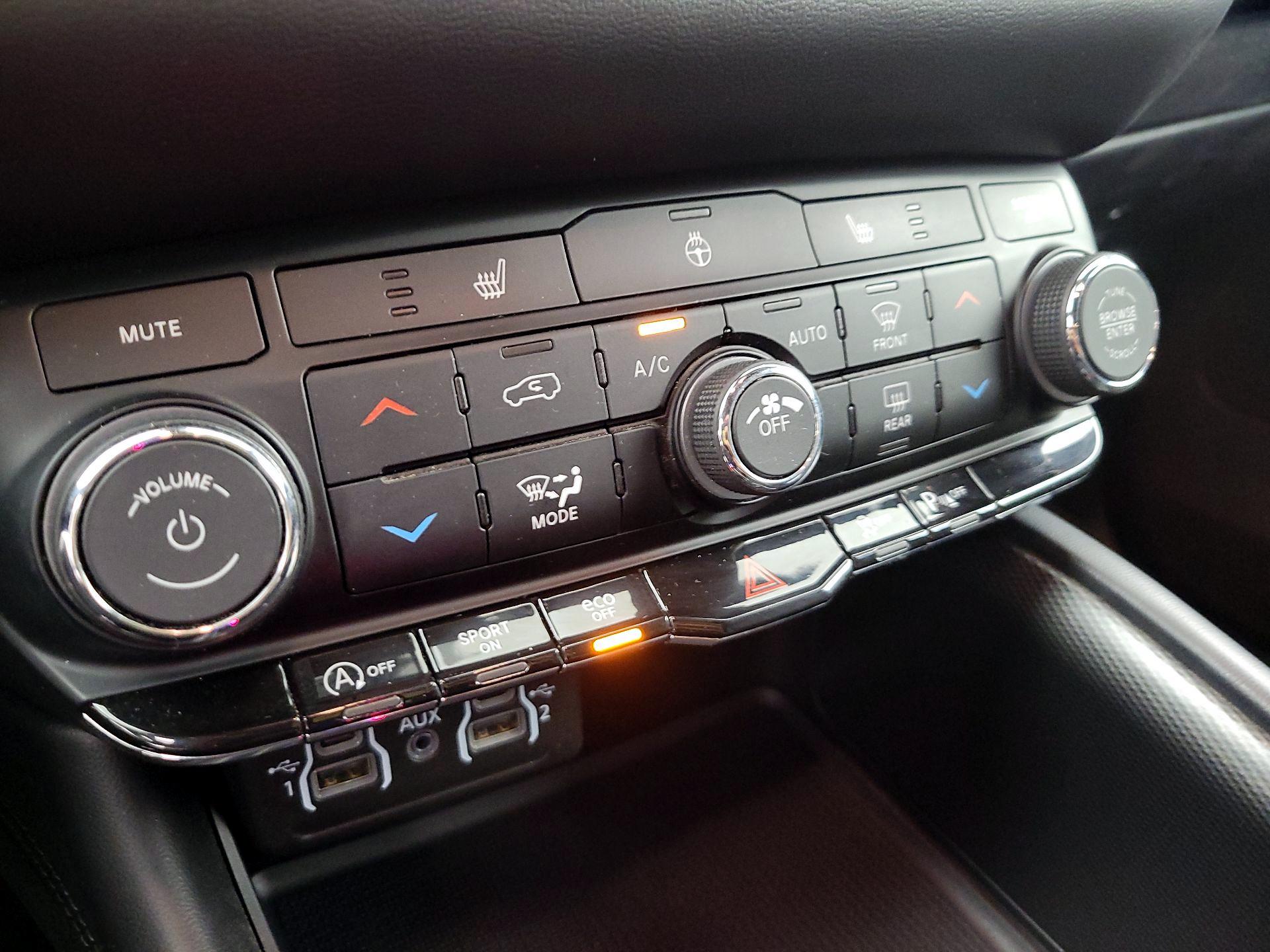 Thumbnail: 2021 Dodge Durango - 16