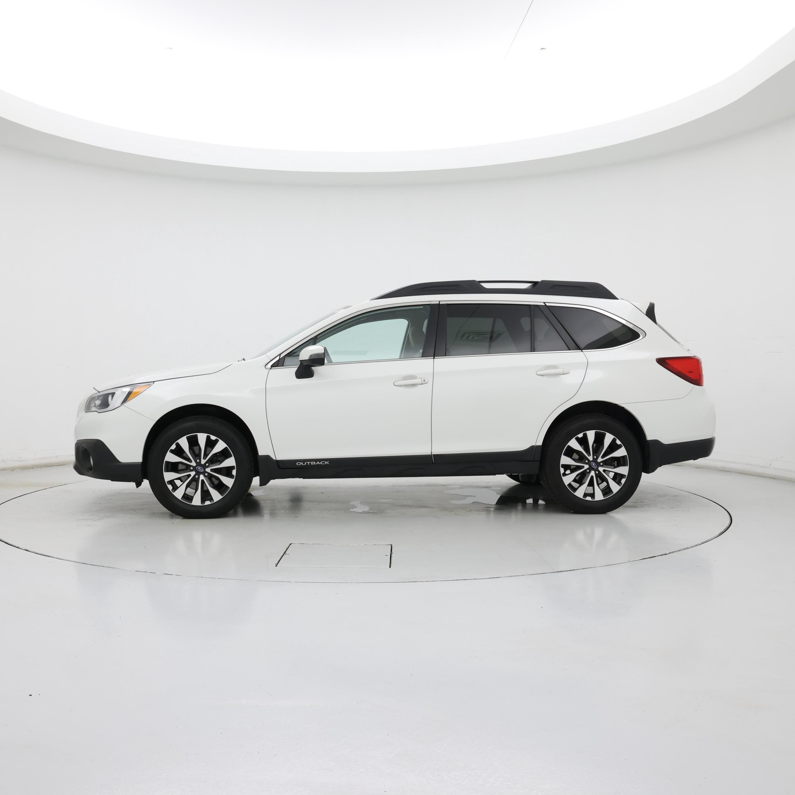 Thumbnail: 2017 Subaru Outback - 3