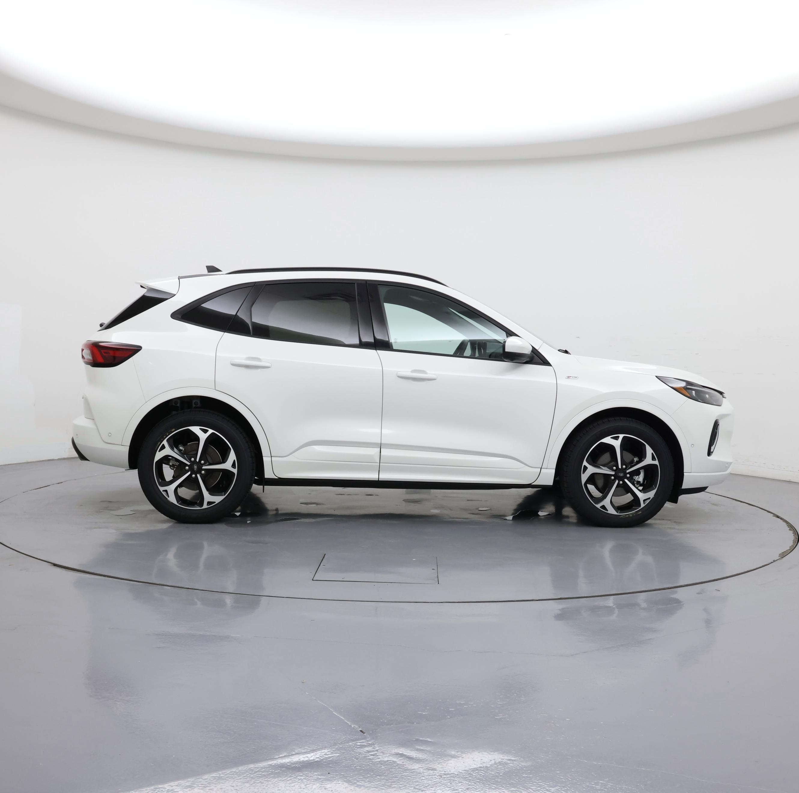 Thumbnail: 2023 Ford Escape - 7