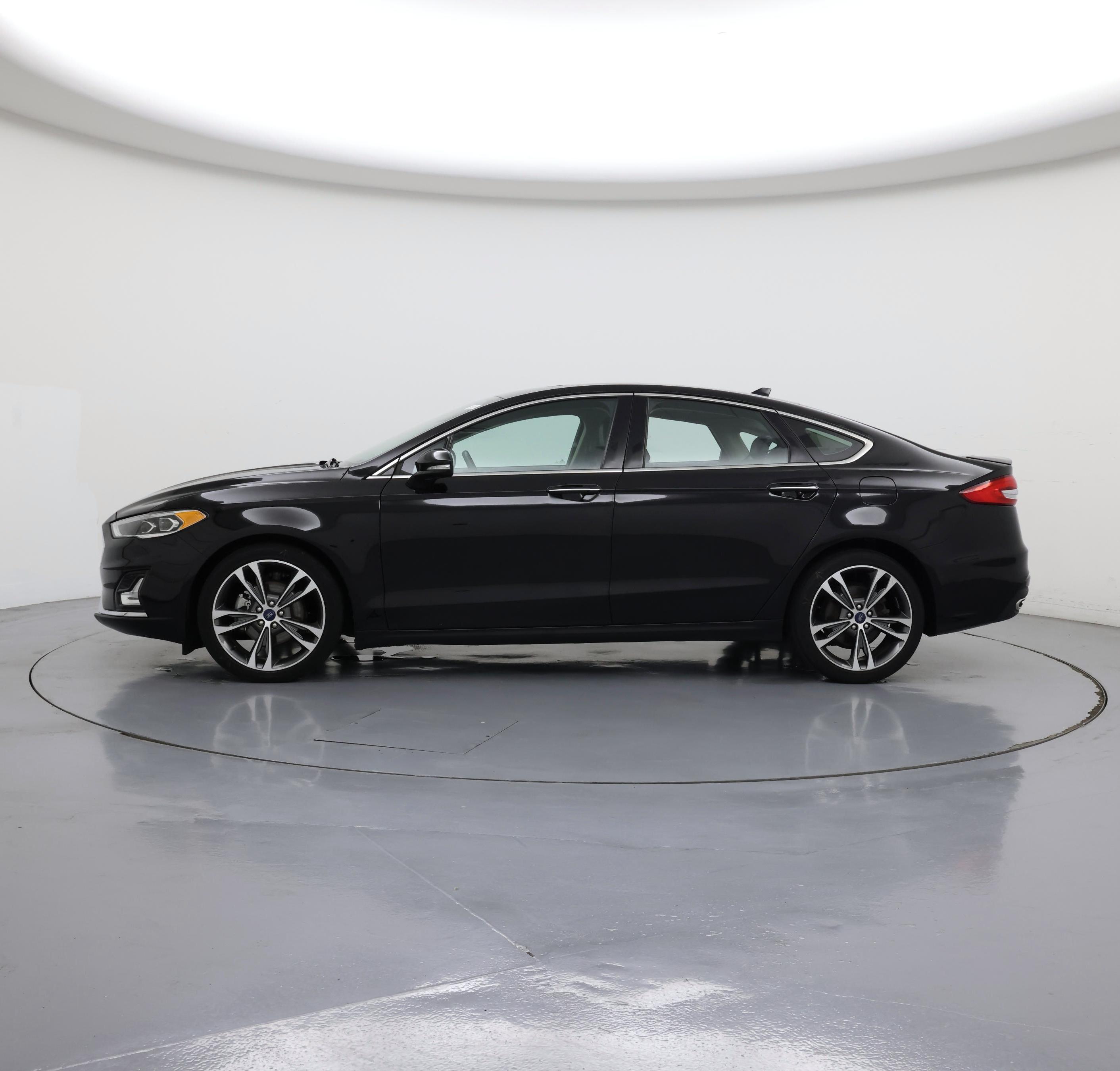 Thumbnail: 2020 Ford Fusion - 3