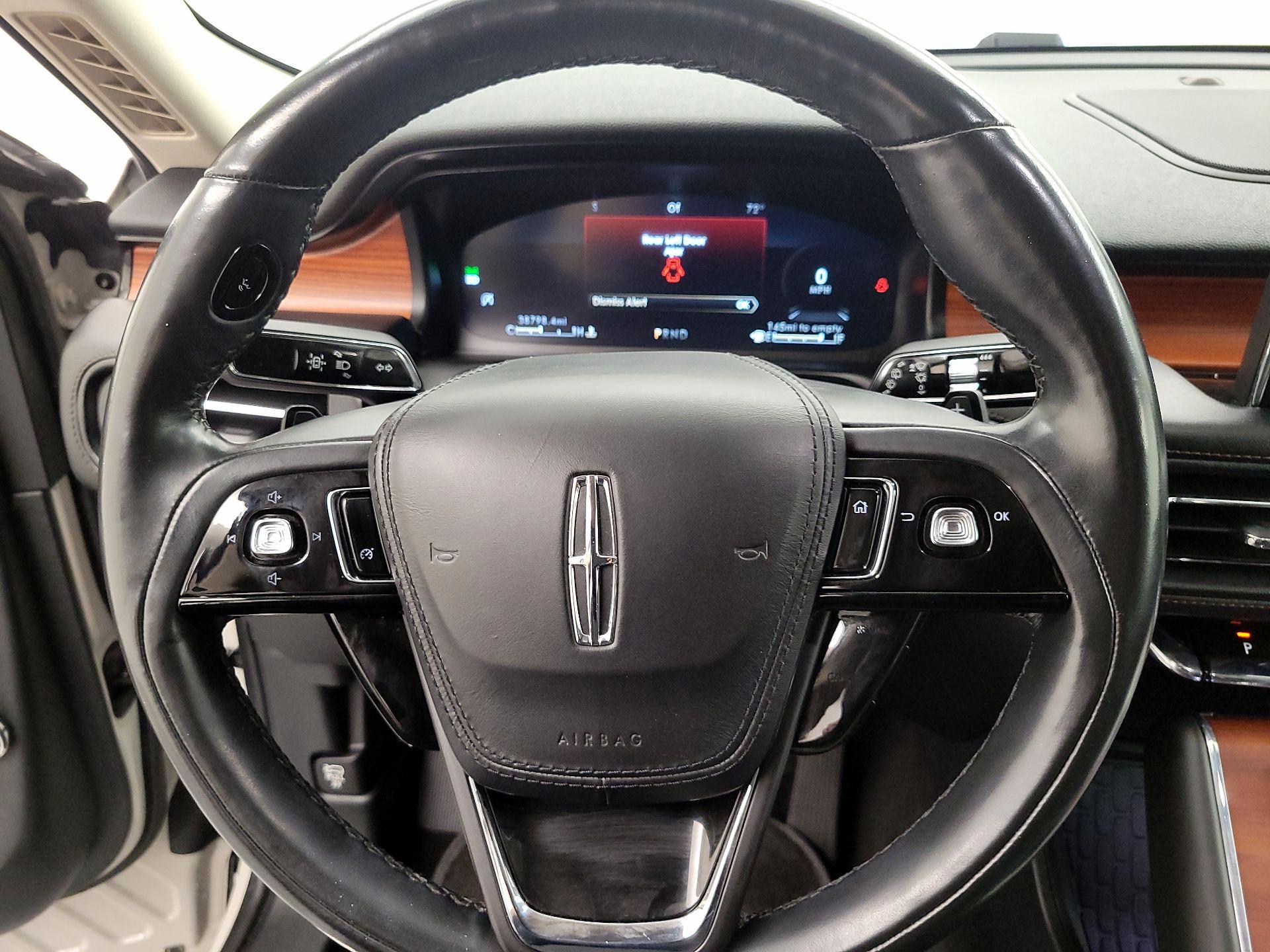 Thumbnail: 2020 Lincoln Aviator - 10