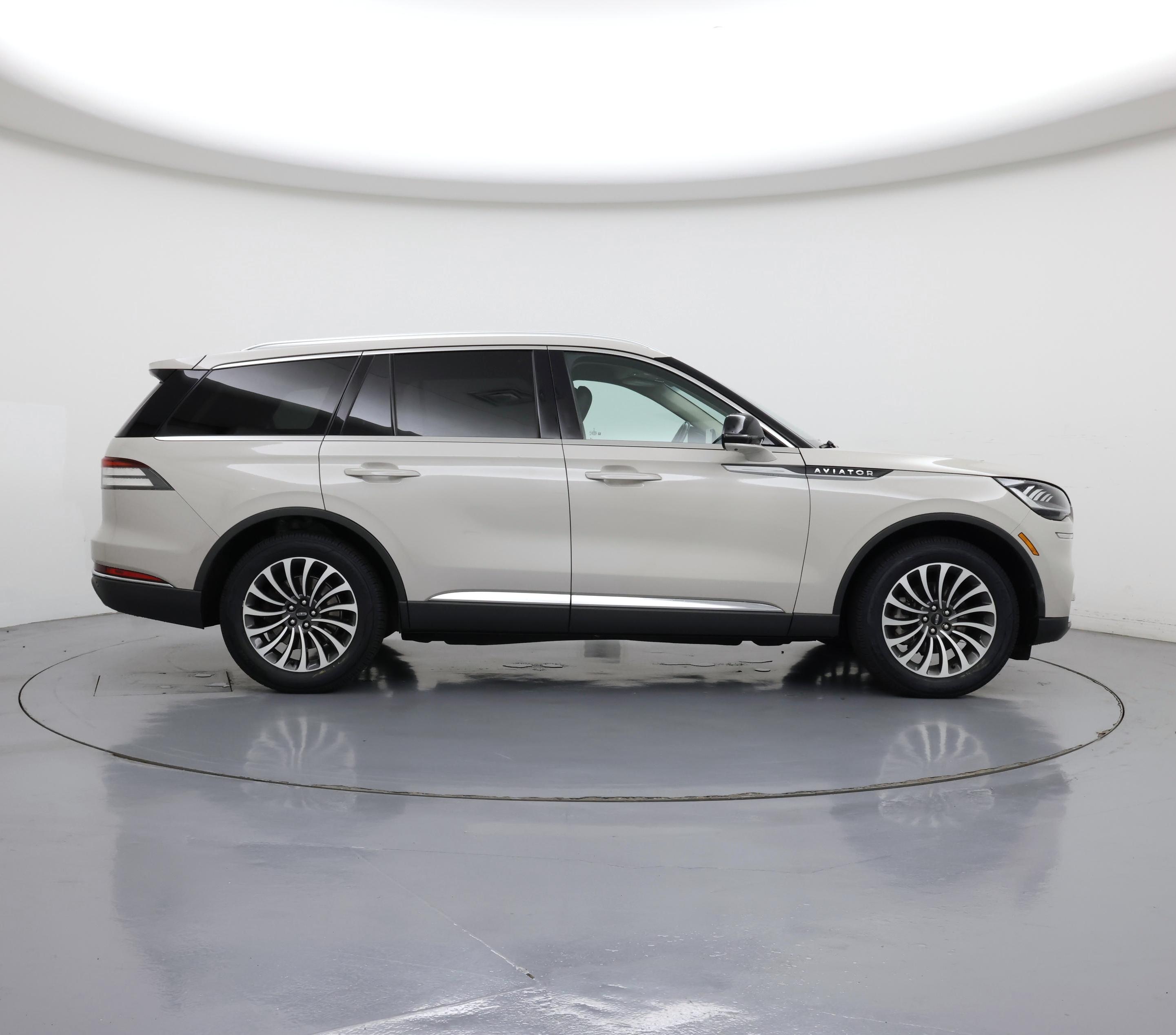 Thumbnail: 2020 Lincoln Aviator - 7