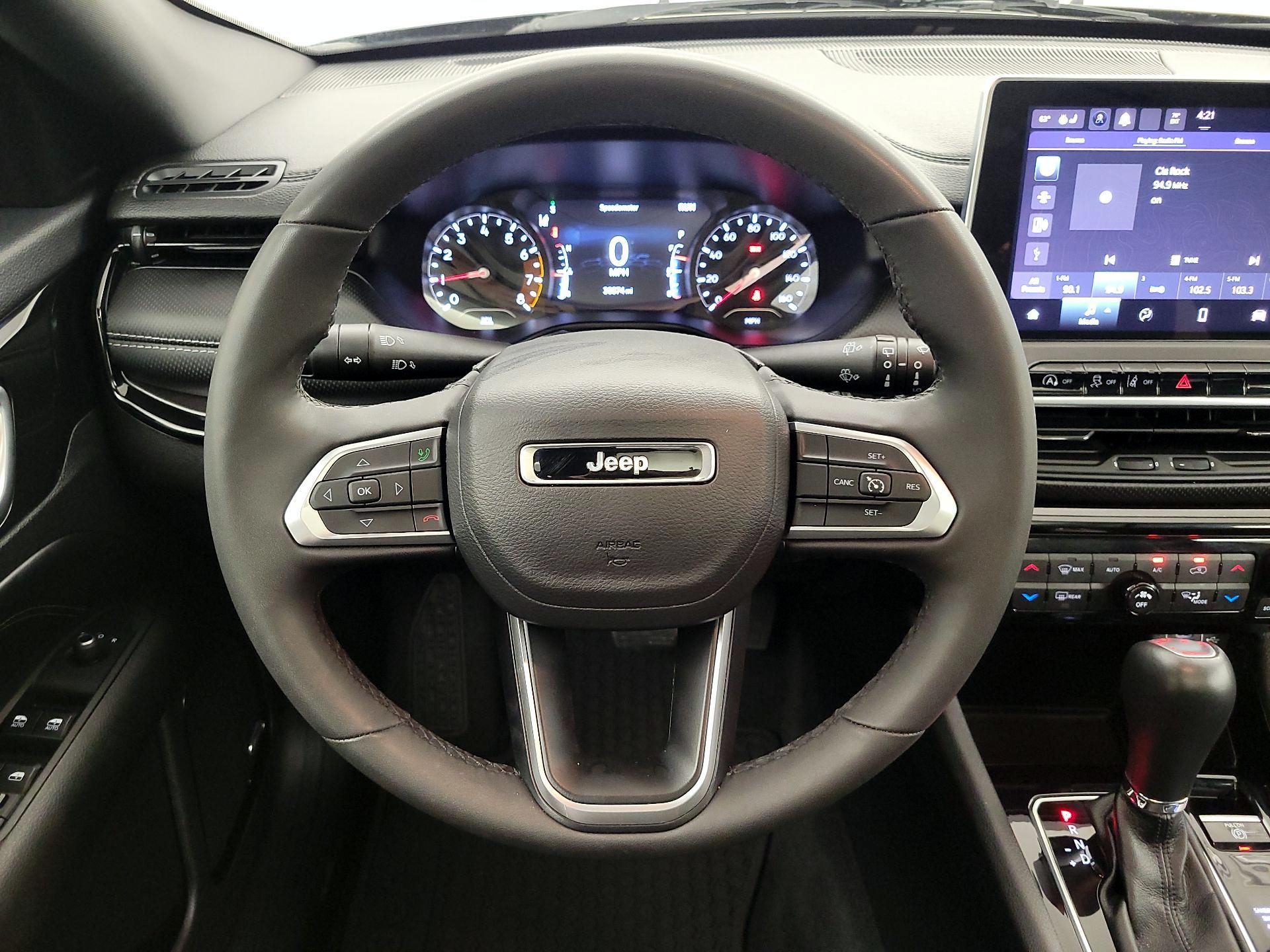 Thumbnail: 2023 Jeep Compass - 10