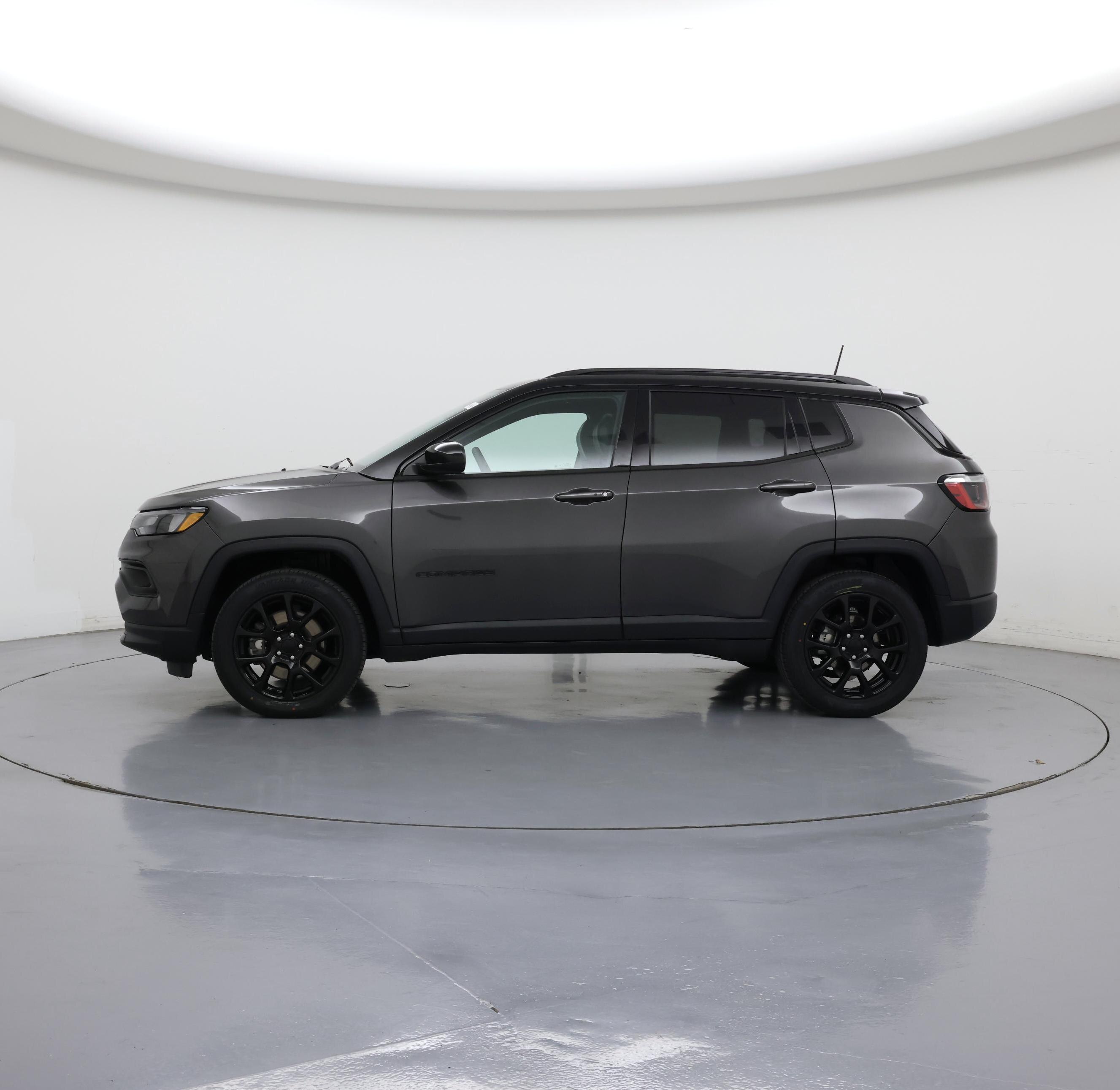 Thumbnail: 2023 Jeep Compass - 3