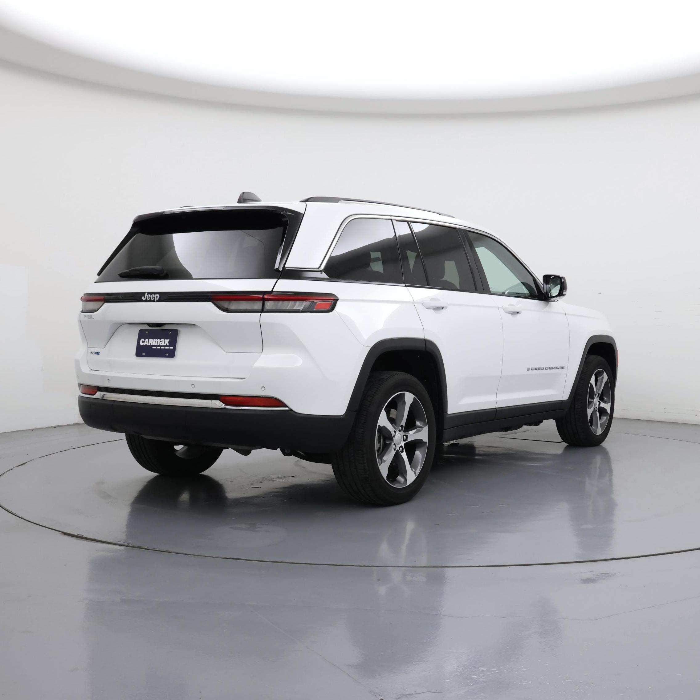 Thumbnail: 2022 Jeep Grand Cherokee - 8