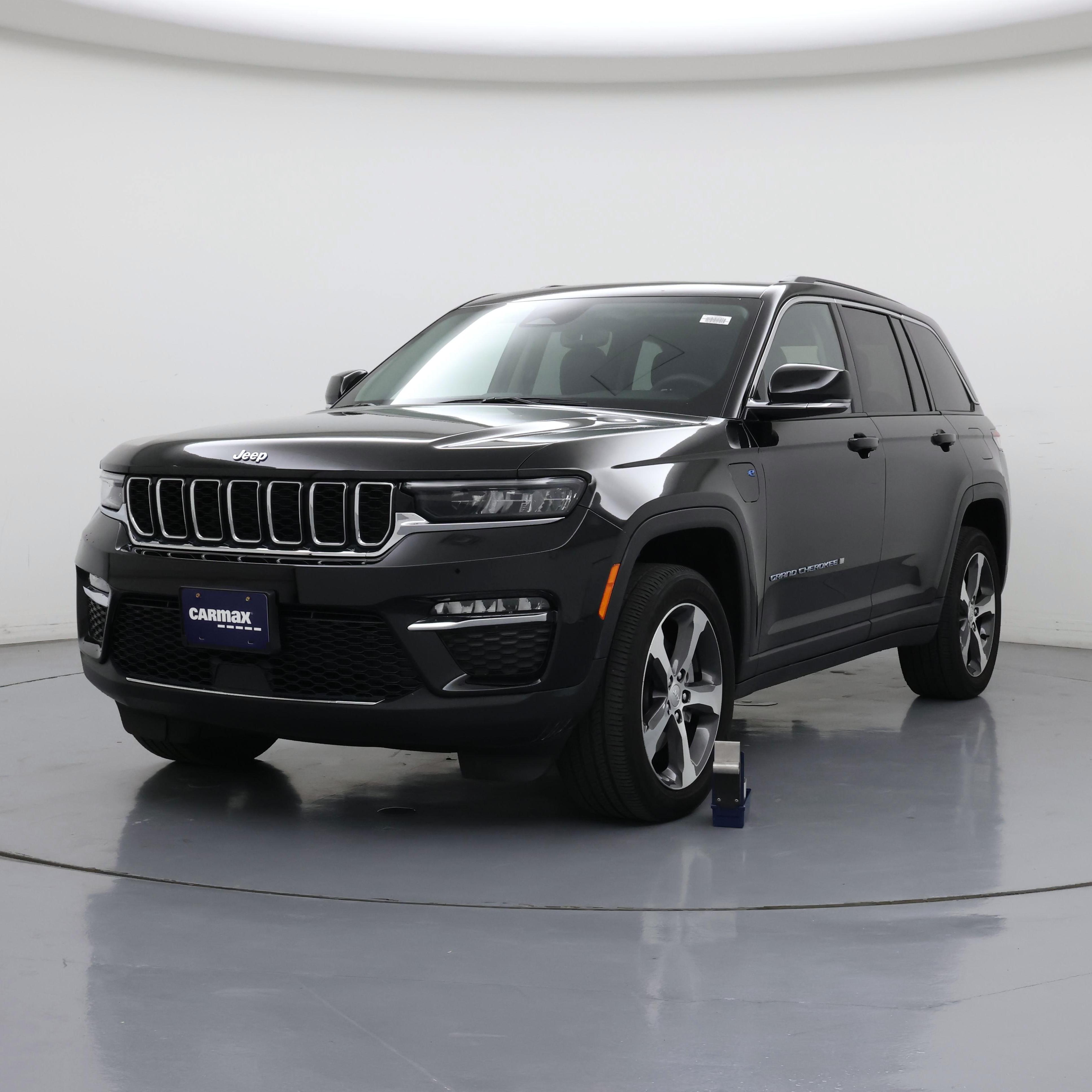 Thumbnail: 2023 Jeep Grand Cherokee - 4