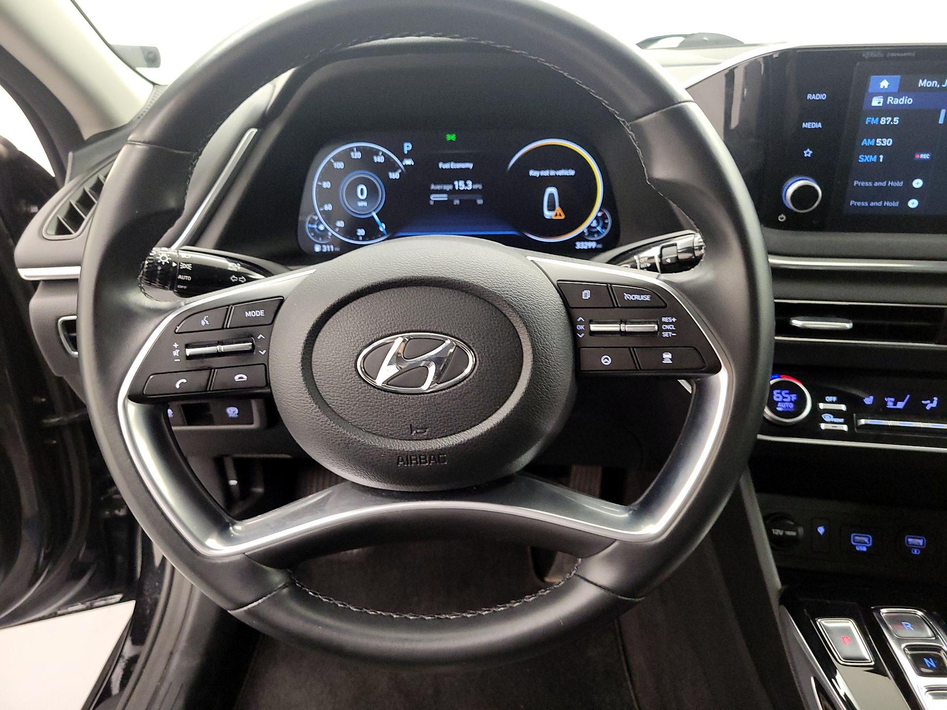 Thumbnail: 2020 Hyundai Sonata - 10