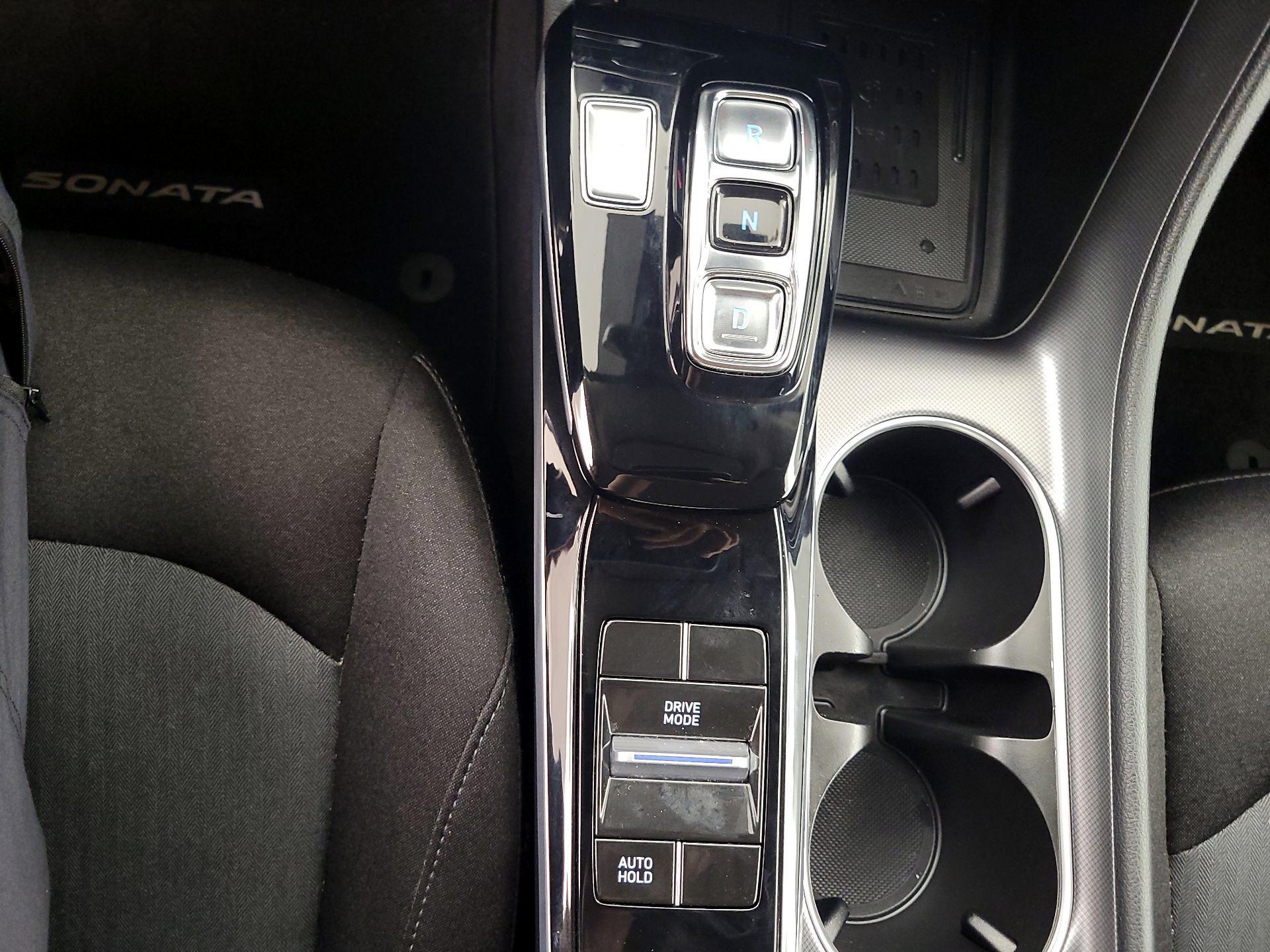 Thumbnail: 2020 Hyundai Sonata - 17