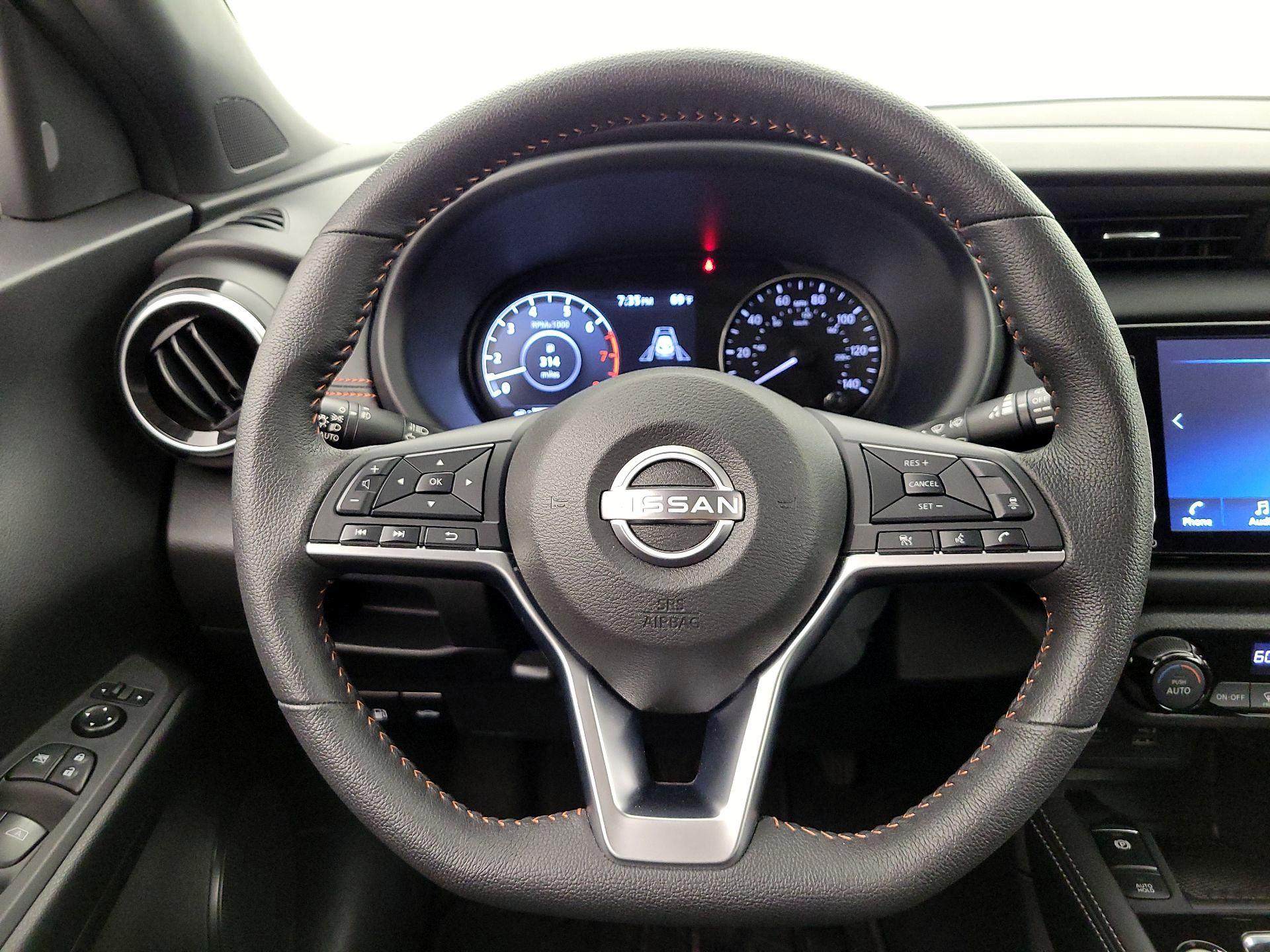Thumbnail: 2024 Nissan Kicks - 10