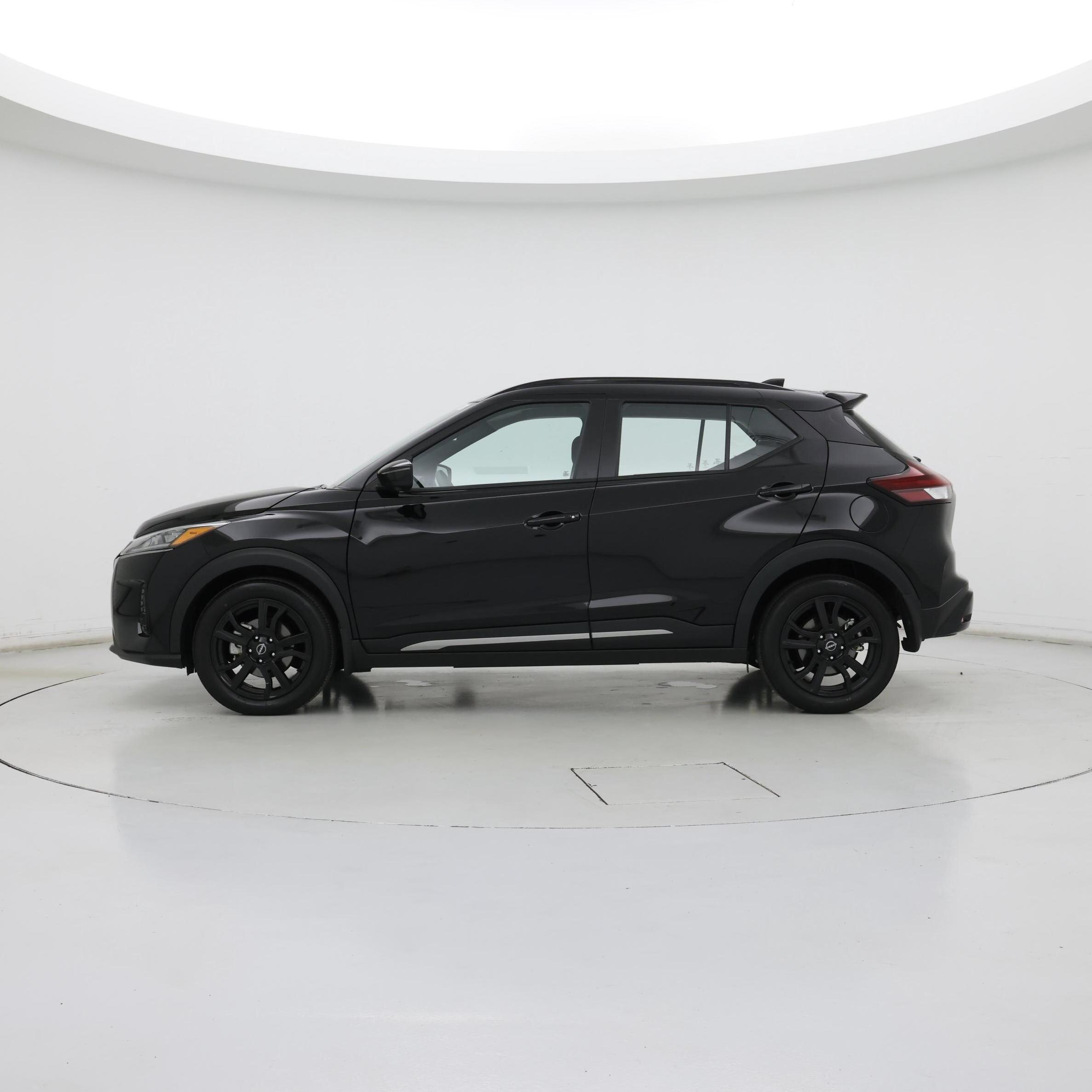 Thumbnail: 2024 Nissan Kicks - 3