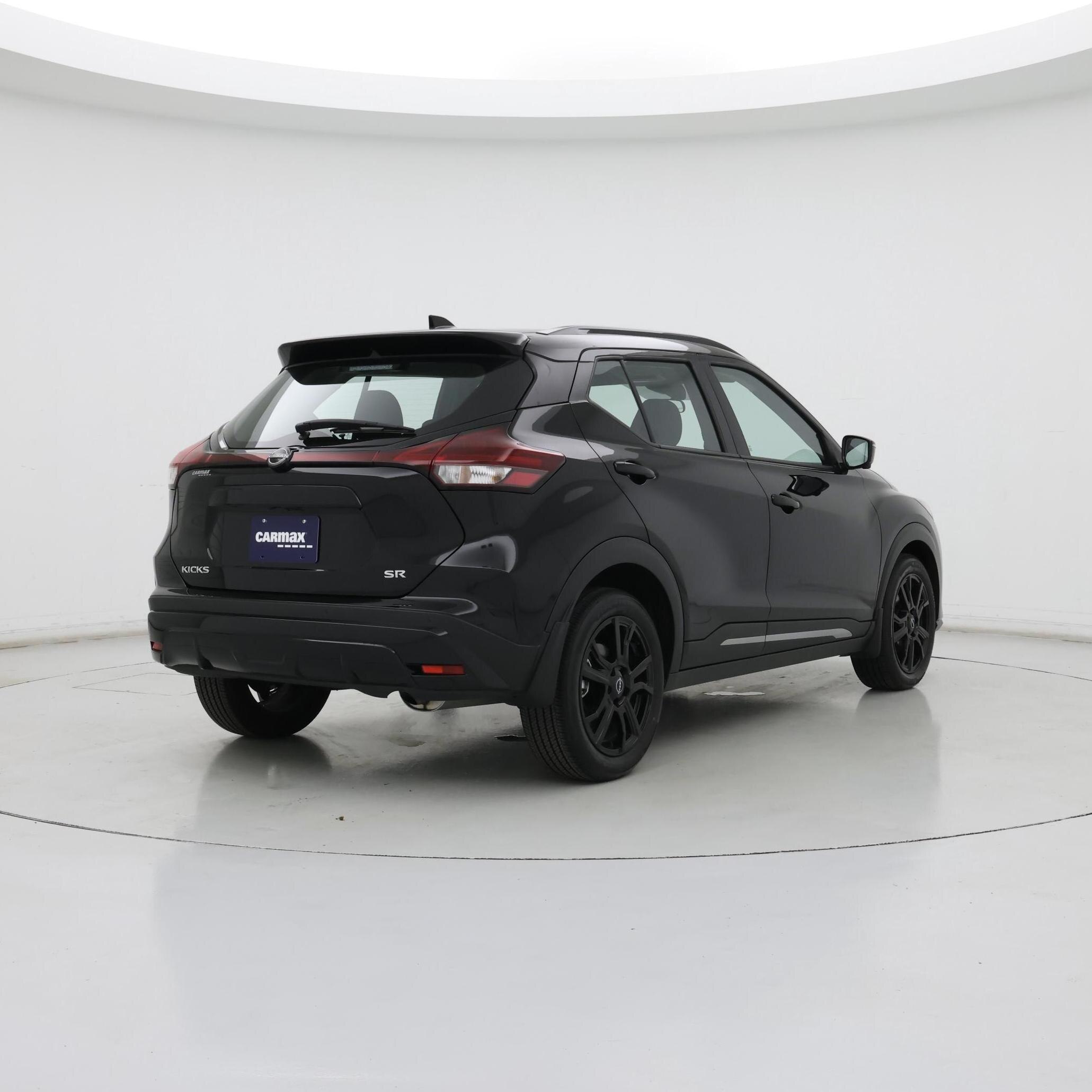 Thumbnail: 2024 Nissan Kicks - 8