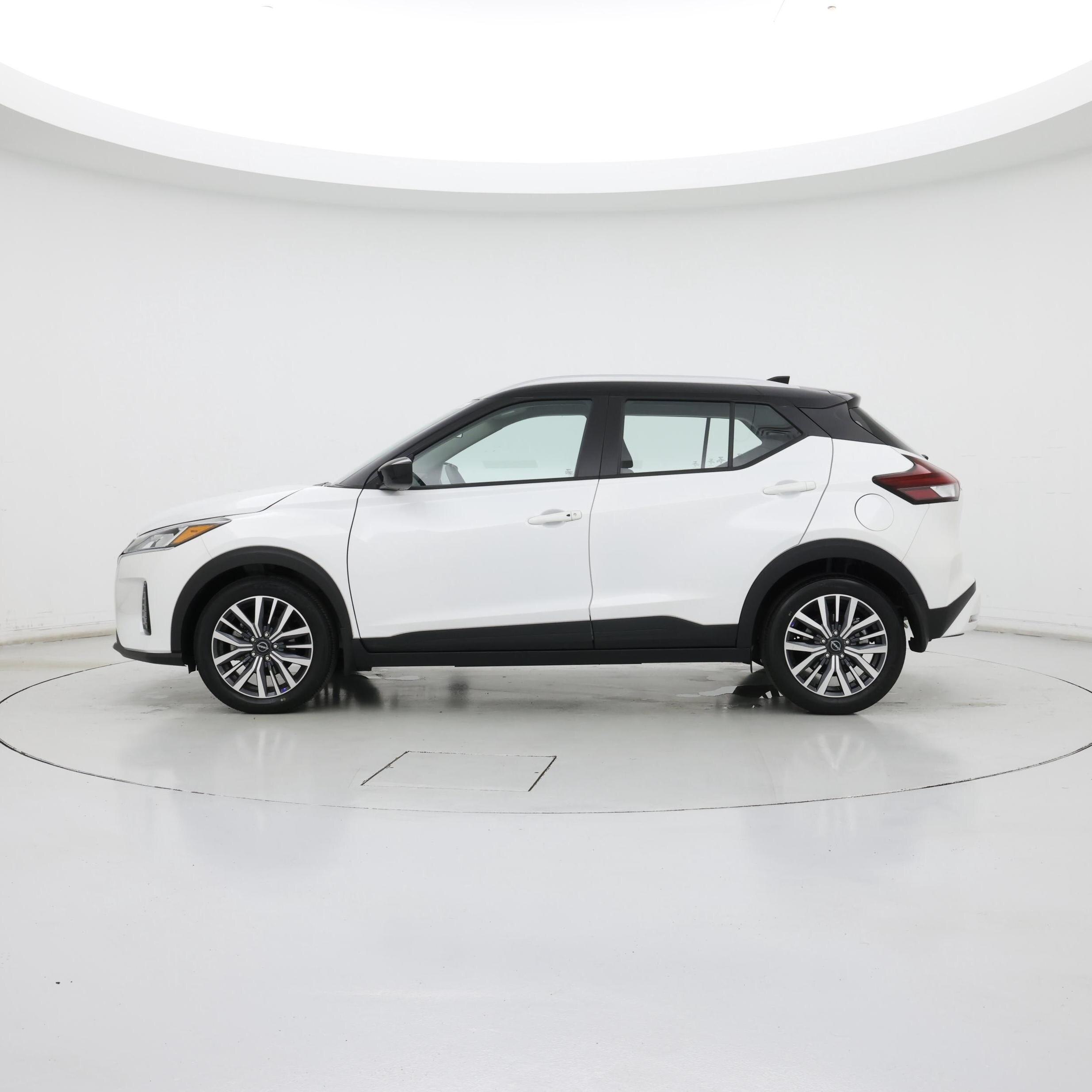Thumbnail: 2024 Nissan Kicks - 3