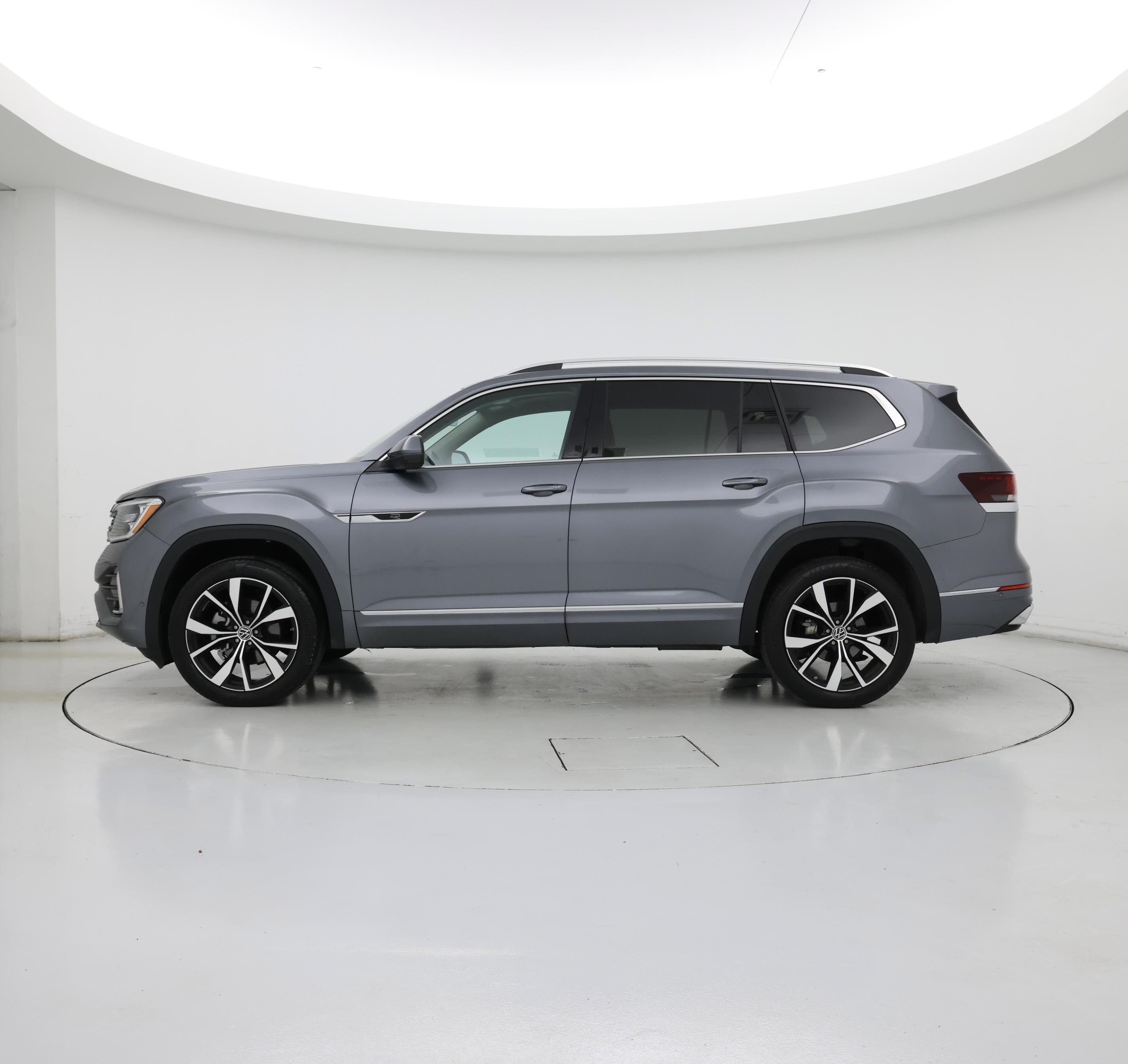 Thumbnail: 2024 Volkswagen Atlas - 3